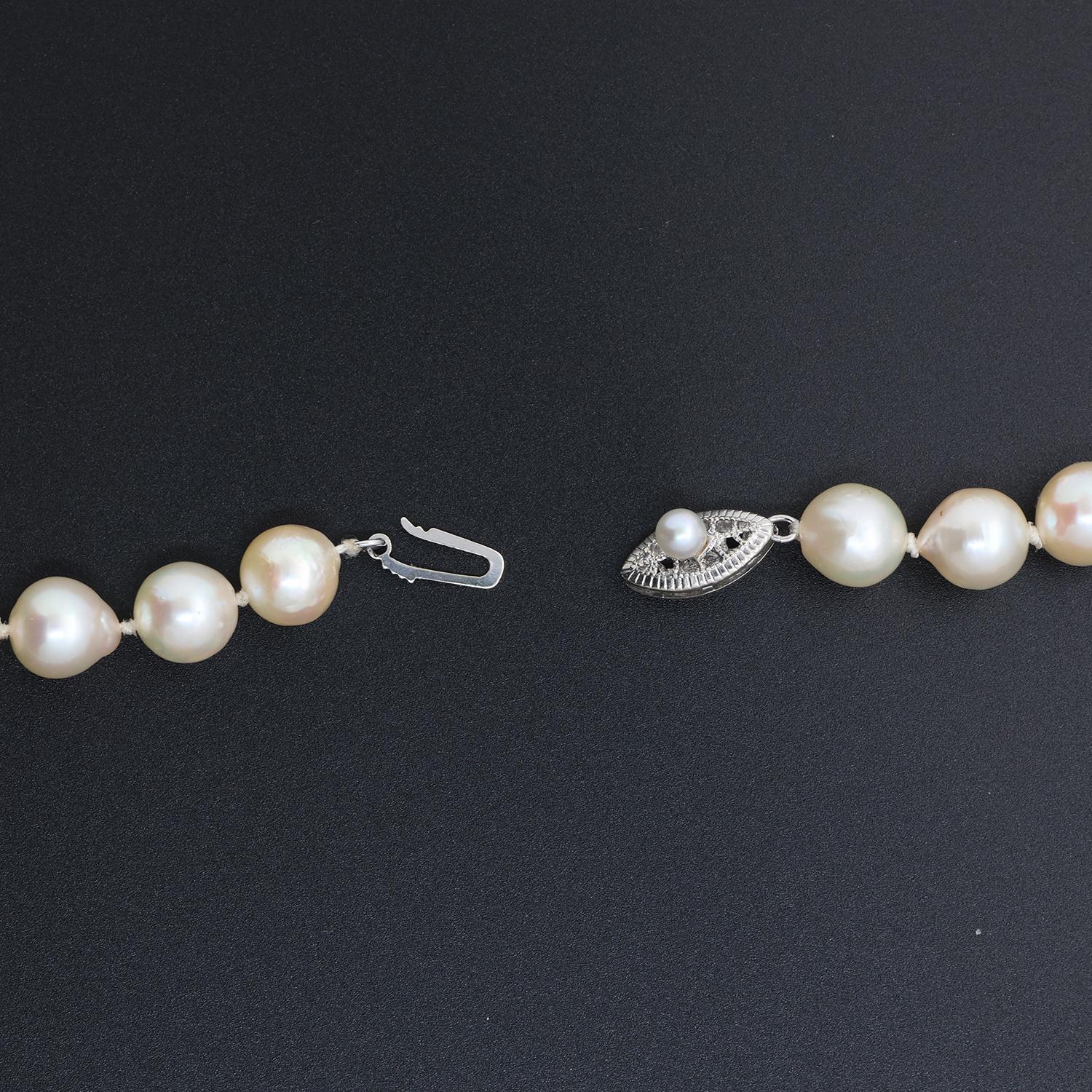 Vintage Freshwater Pearl Necklace 14K White Gold Filigree Clasp 24.5" Ladies