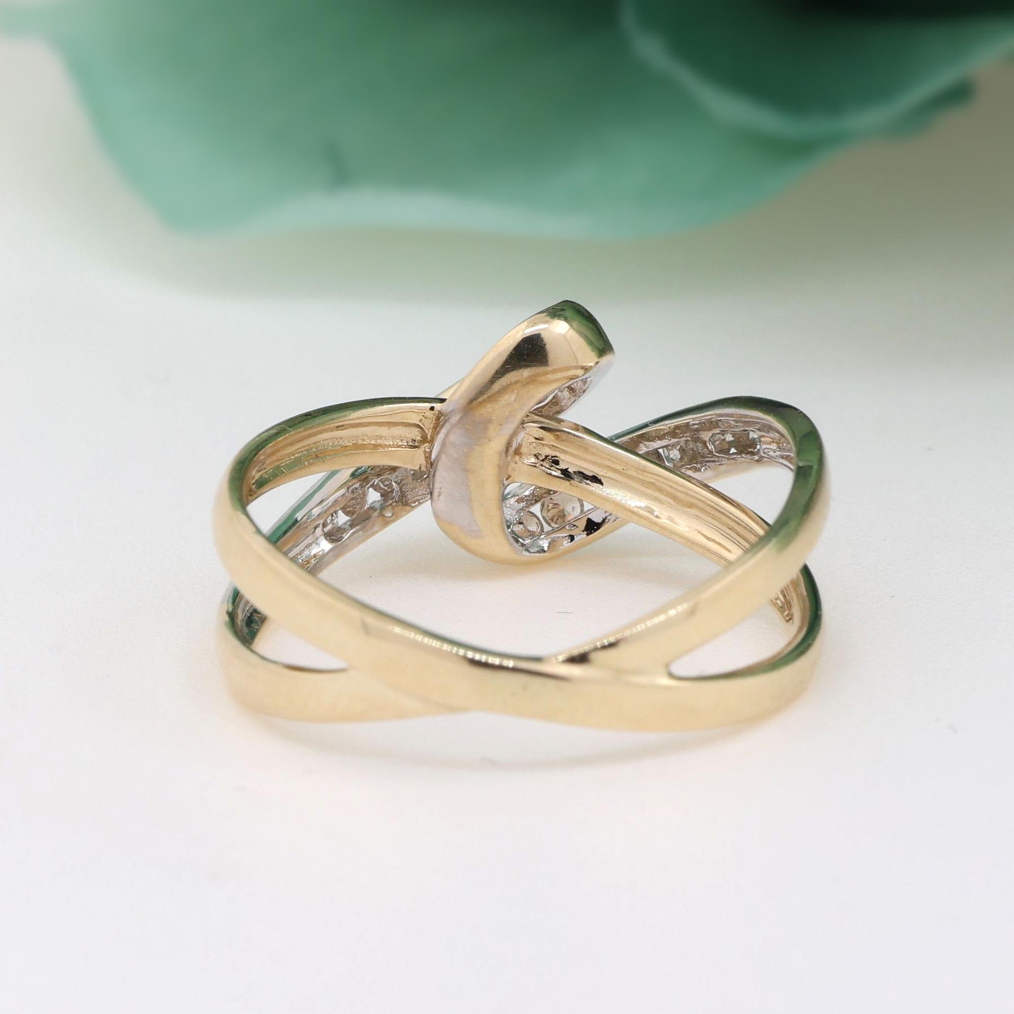 0.33 TW Round Diamond Swirl Ring 10K Gold Size 8 Ladies Estate