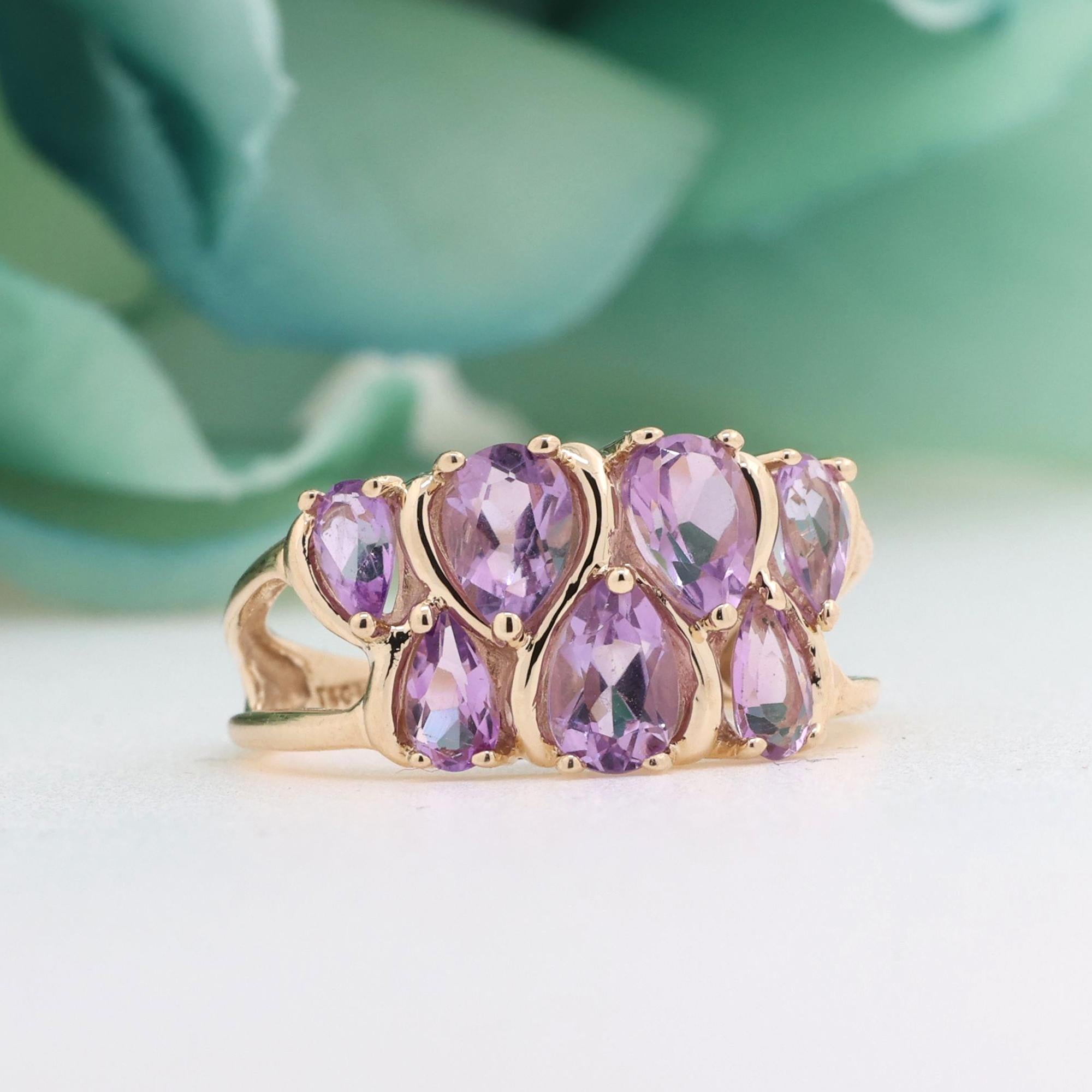 Pear Amethyst Cocktail Ring 10K Yellow Gold 1.90 CTW Size 6.75 Ladies