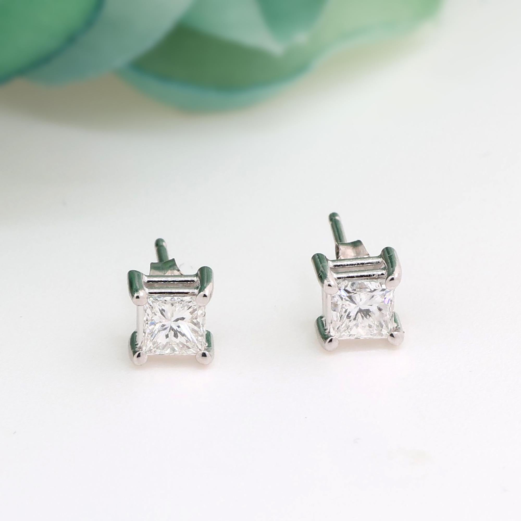 Princess Cut Diamond Stud Earrings 14K White Gold 0.65 TW 5mm Unisex Estate