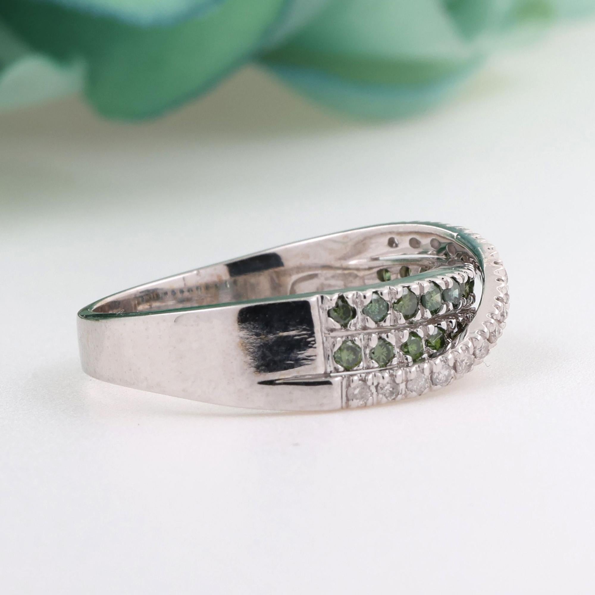 0.80 TW Green White Diamond Crossover Band Ring 14K White Gold Size 9.25