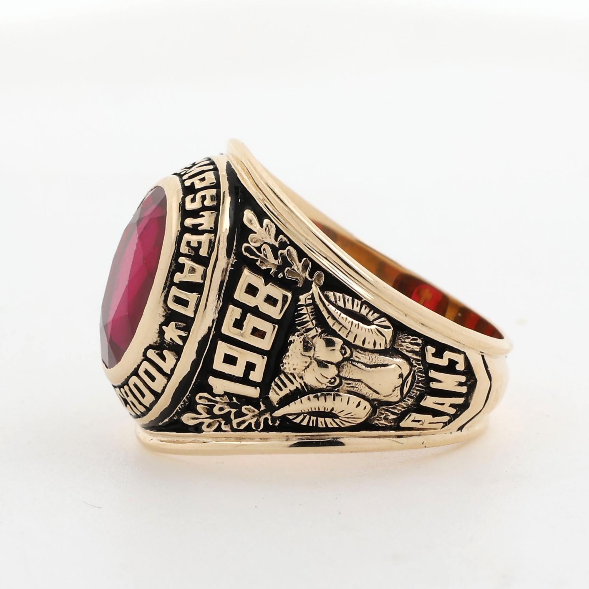 Men's Class Ring West Hempstead High School 1968 10K Y/Gold Ruby Gem SZ 8.75