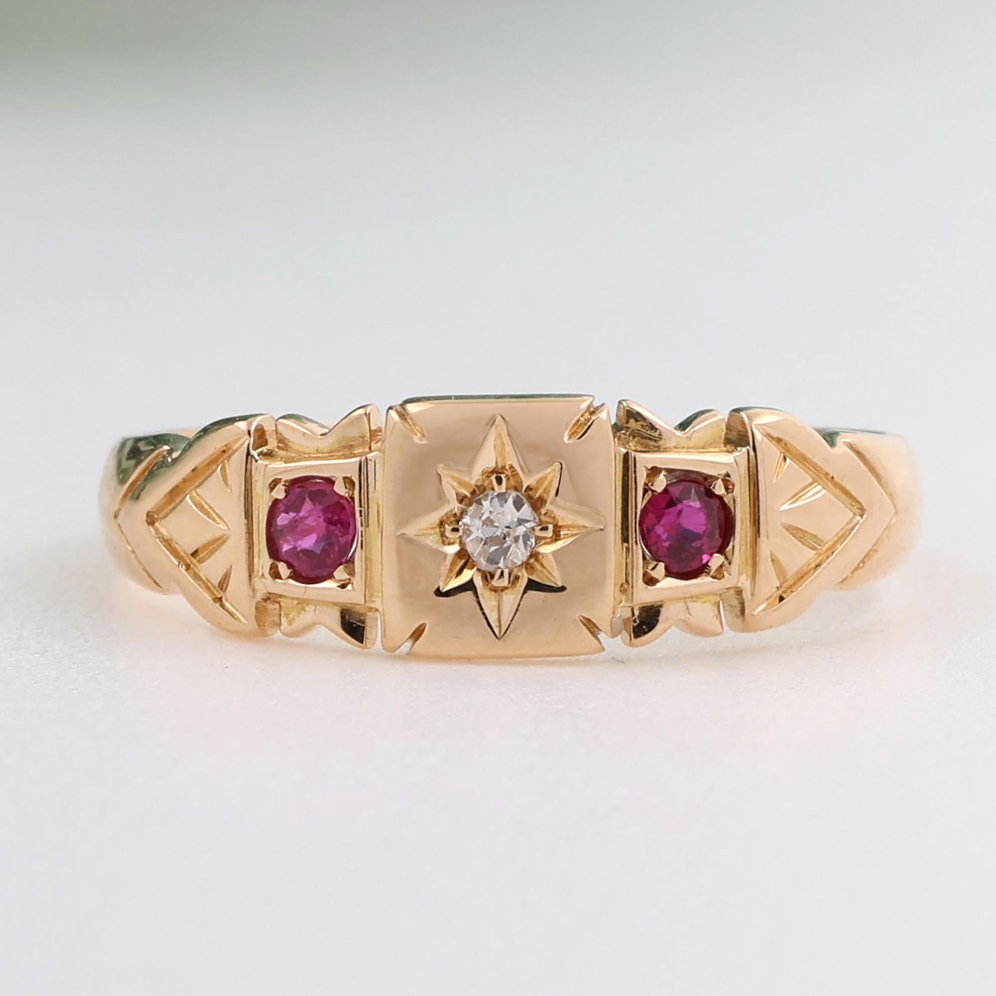 Vintage 0.09 CTW Ruby Diamond Band Ring 18K Yellow Gold Size 6.25 Estate