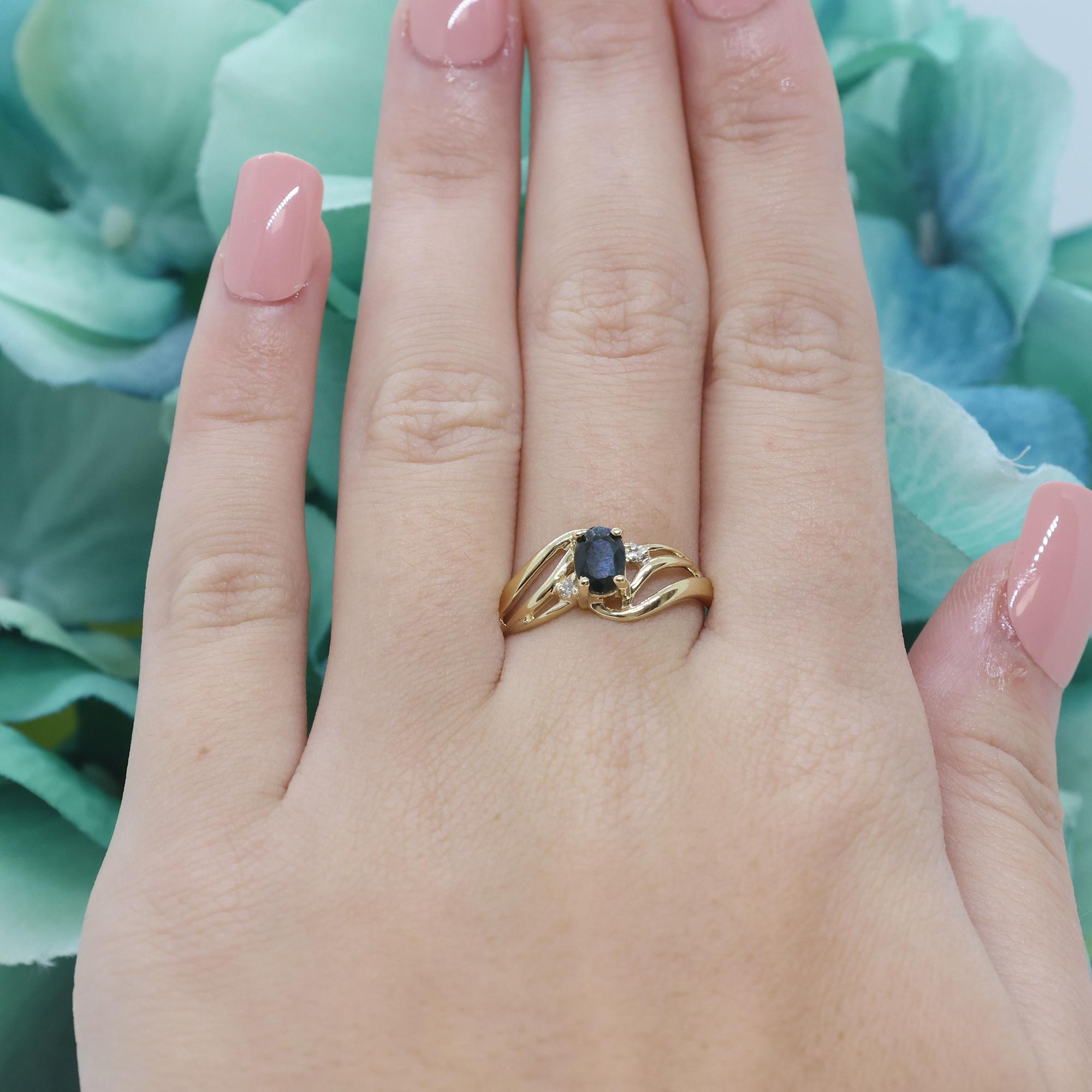 Solitaire Sapphire Diamond Accent Ring 10K Yellow Gold 0.67 CTW Ladies Size 7.25