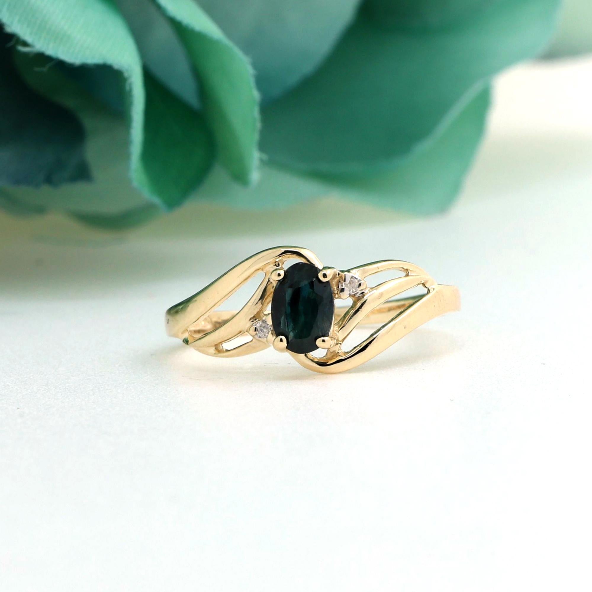 Solitaire Sapphire Diamond Accent Ring 10K Yellow Gold 0.67 CTW Ladies Size 7.25