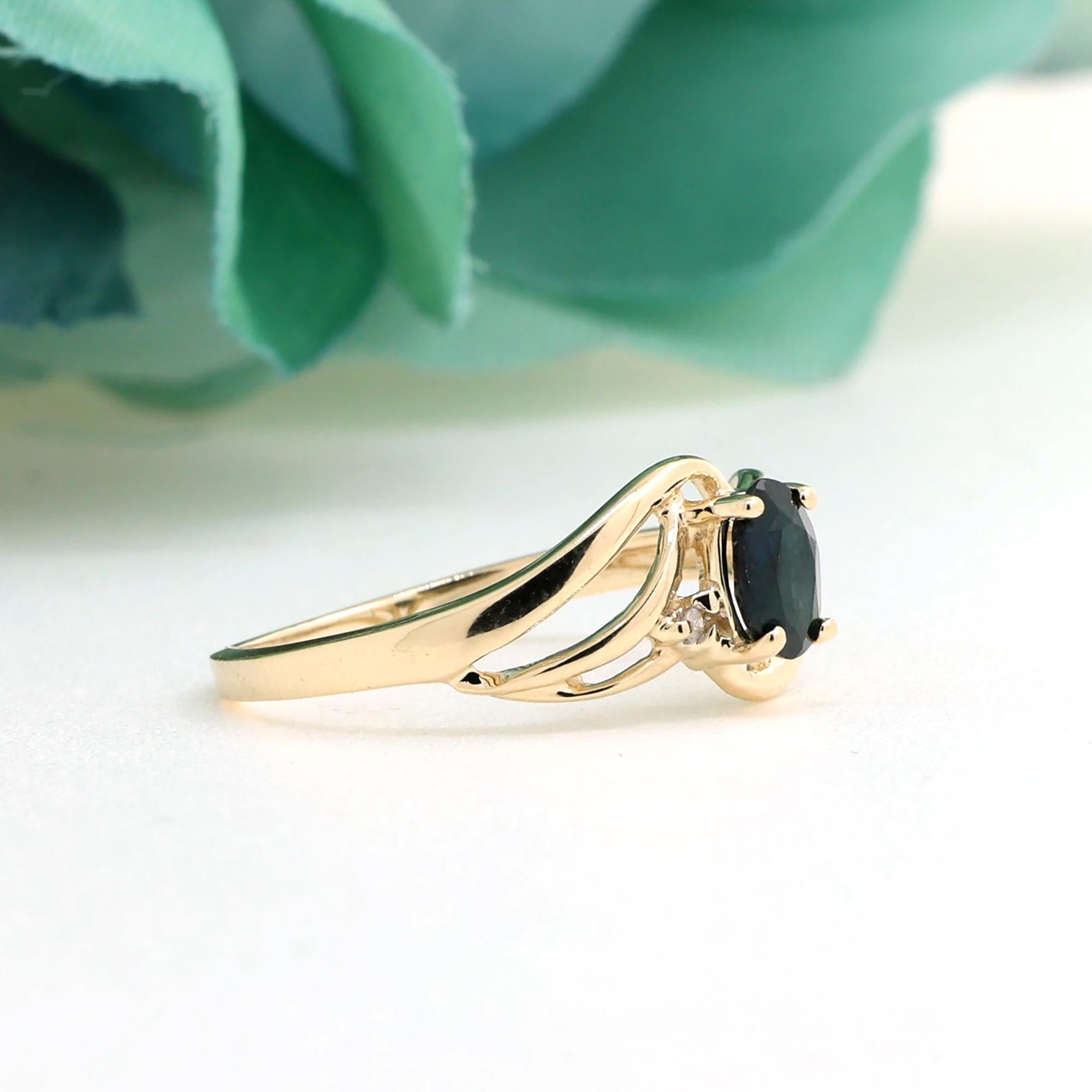 Solitaire Sapphire Diamond Accent Ring 10K Yellow Gold 0.67 CTW Ladies Size 7.25