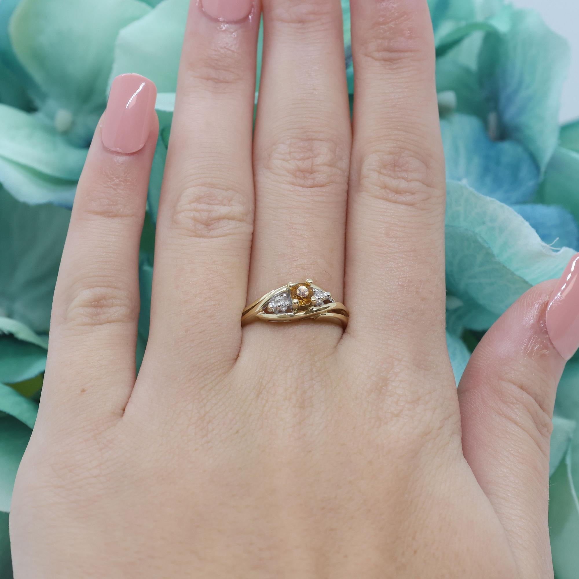 Citrine Diamond Cocktail Ring 10K Gold 0.18 TW Size 6.5 Ladies