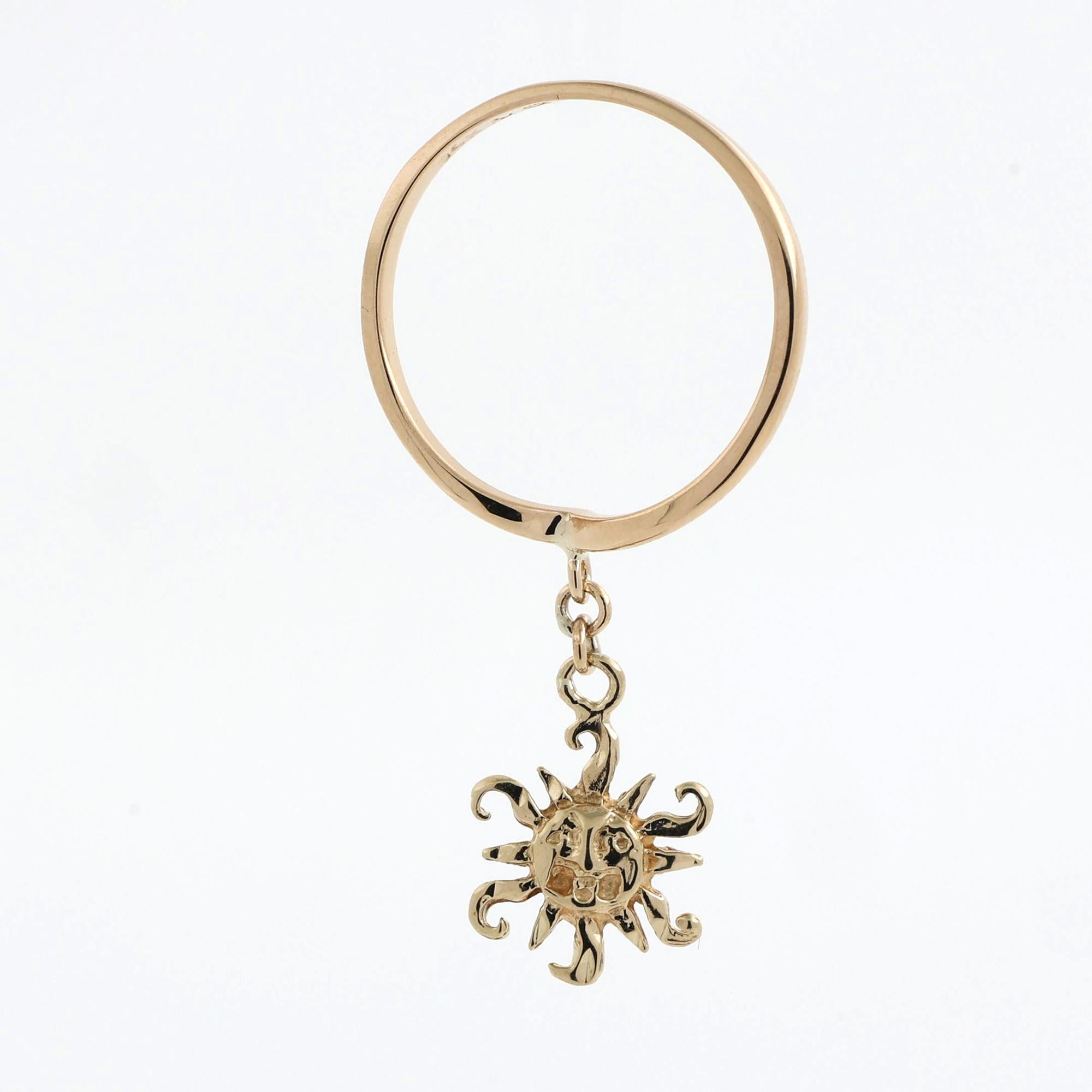Sun Charm Band Ring 14K Yellow Gold Size 7.75