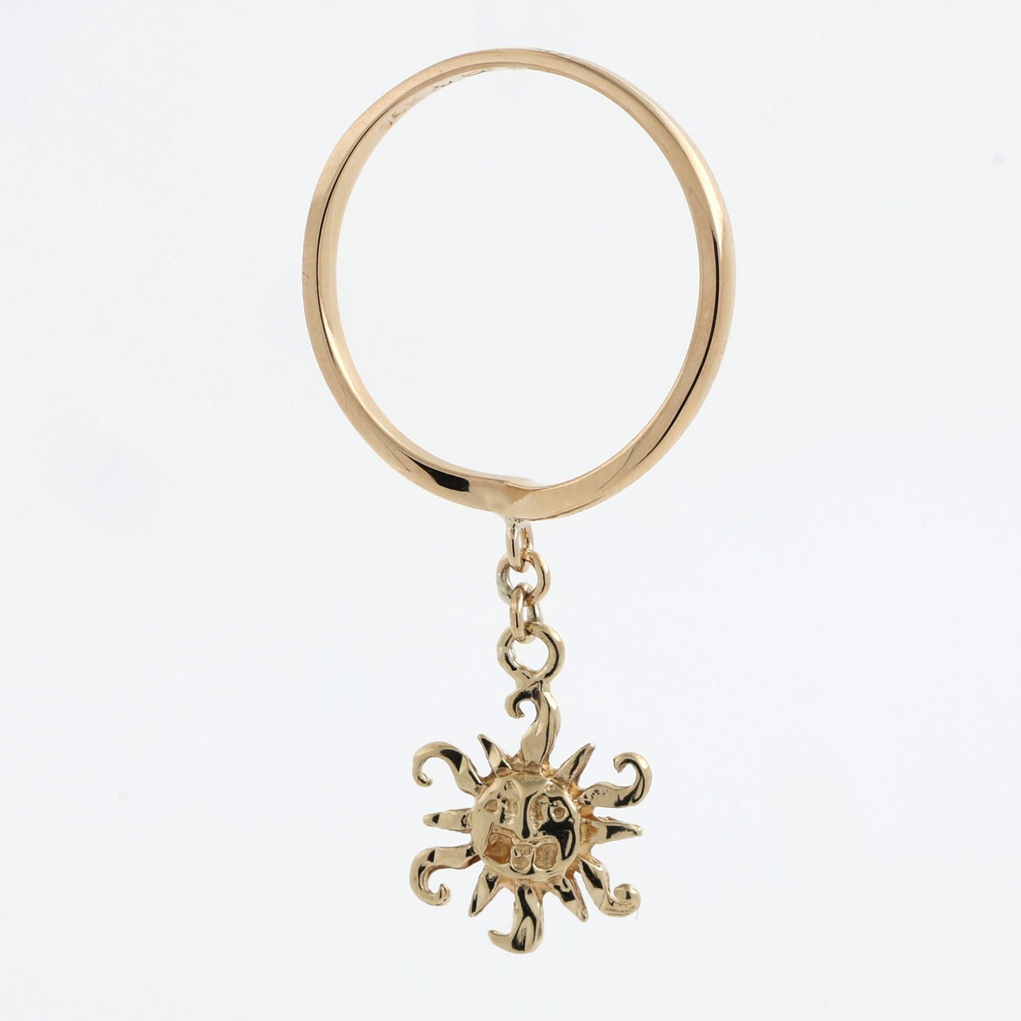Sun Charm Band Ring 14K Yellow Gold Size 7.75