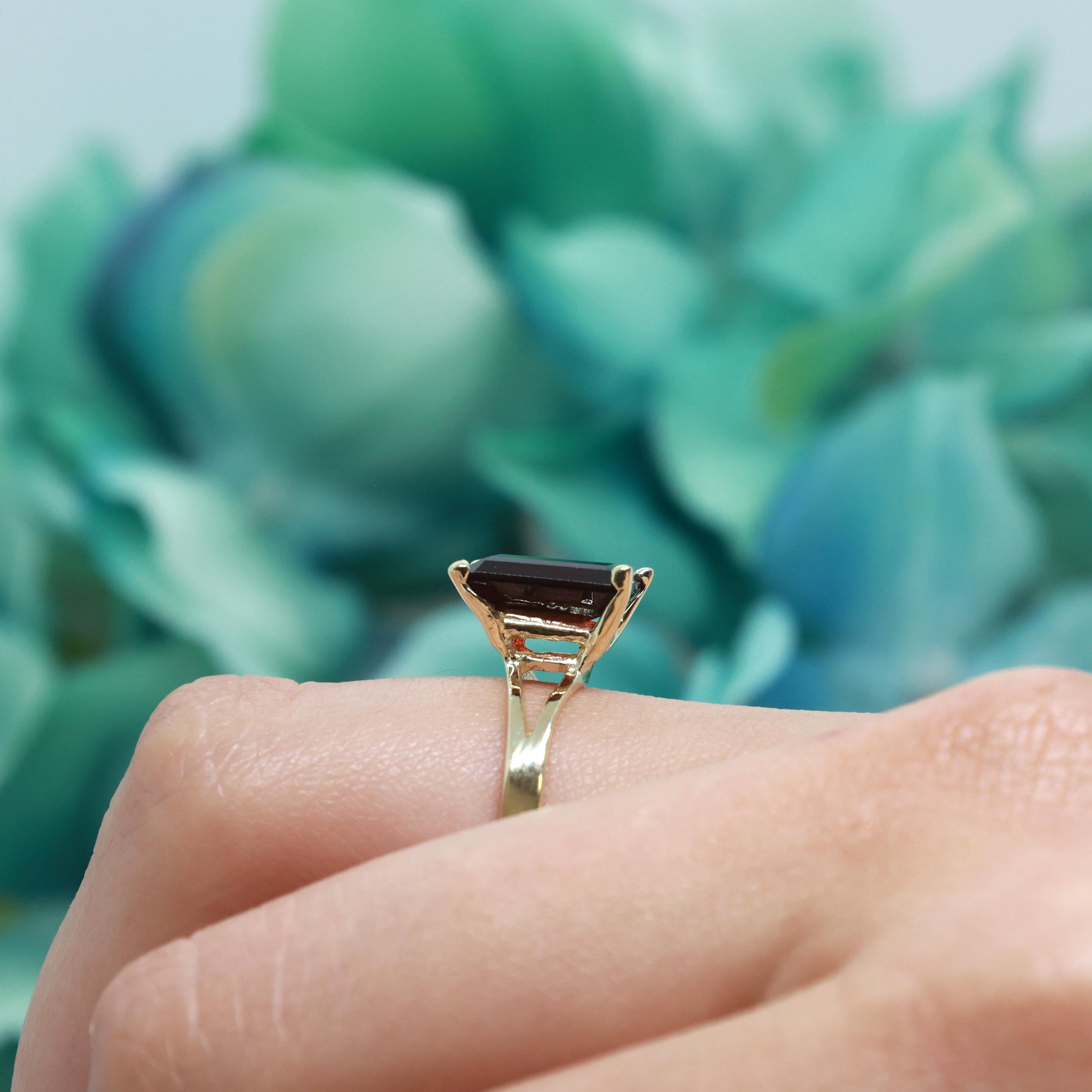 BADAVICI Pyrope Garnet Gemstone Ring 10K Yellow Gold 3.89 CT Emerald Cut Size 7