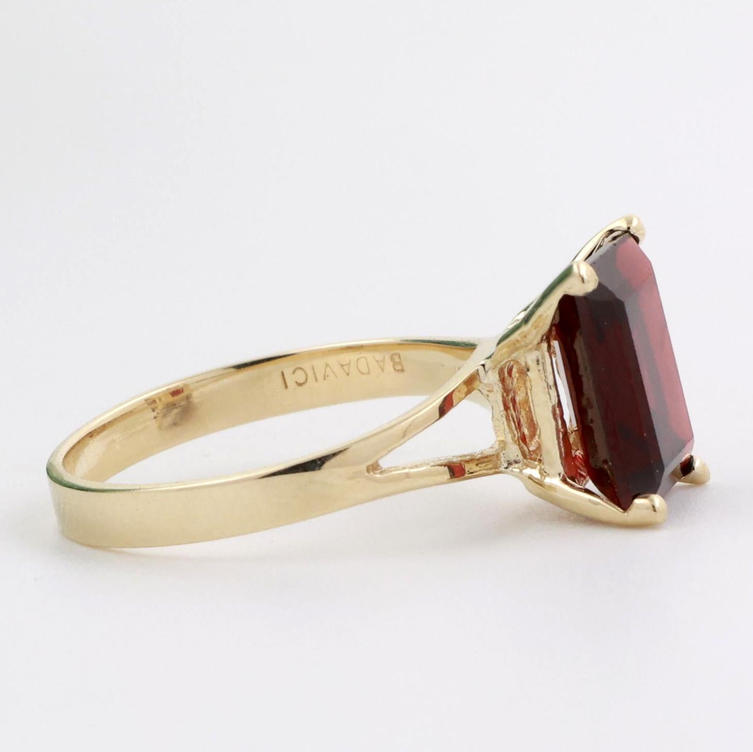 BADAVICI Pyrope Garnet Gemstone Ring 10K Yellow Gold 3.89 CT Emerald Cut Size 7