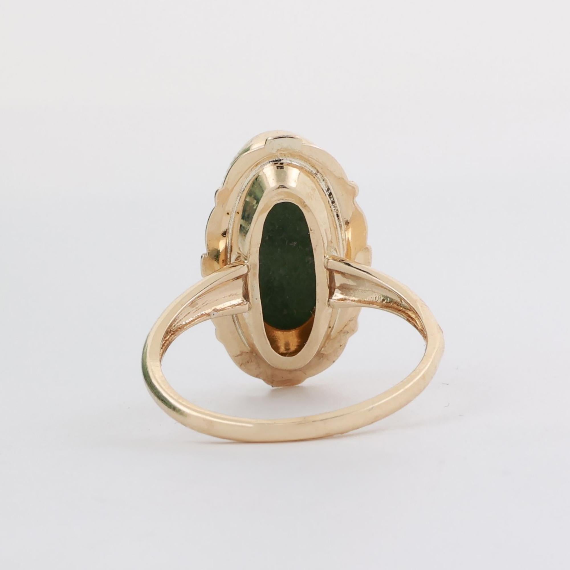 Oval Jadeite Gemstone Solitaire Ring 10K Yellow Gold SZ 6 Vintage Ladies Estate