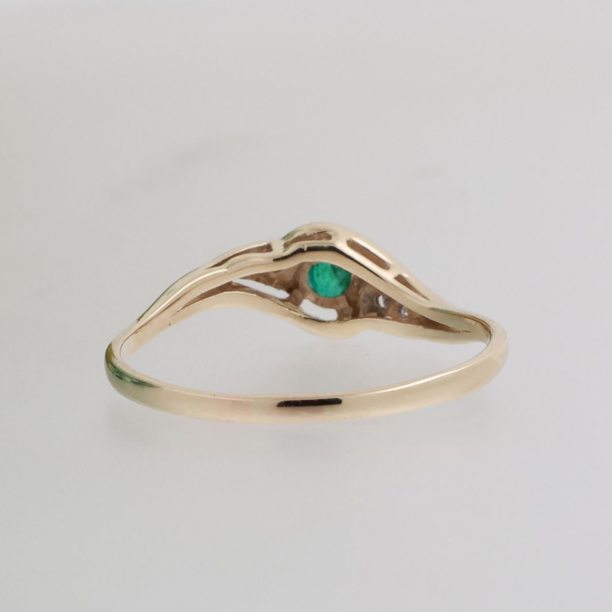 Solitaire Emerald Diamond Swirl Ring 14K Yellow Gold 0.19 CTW Size 7.75 Estate