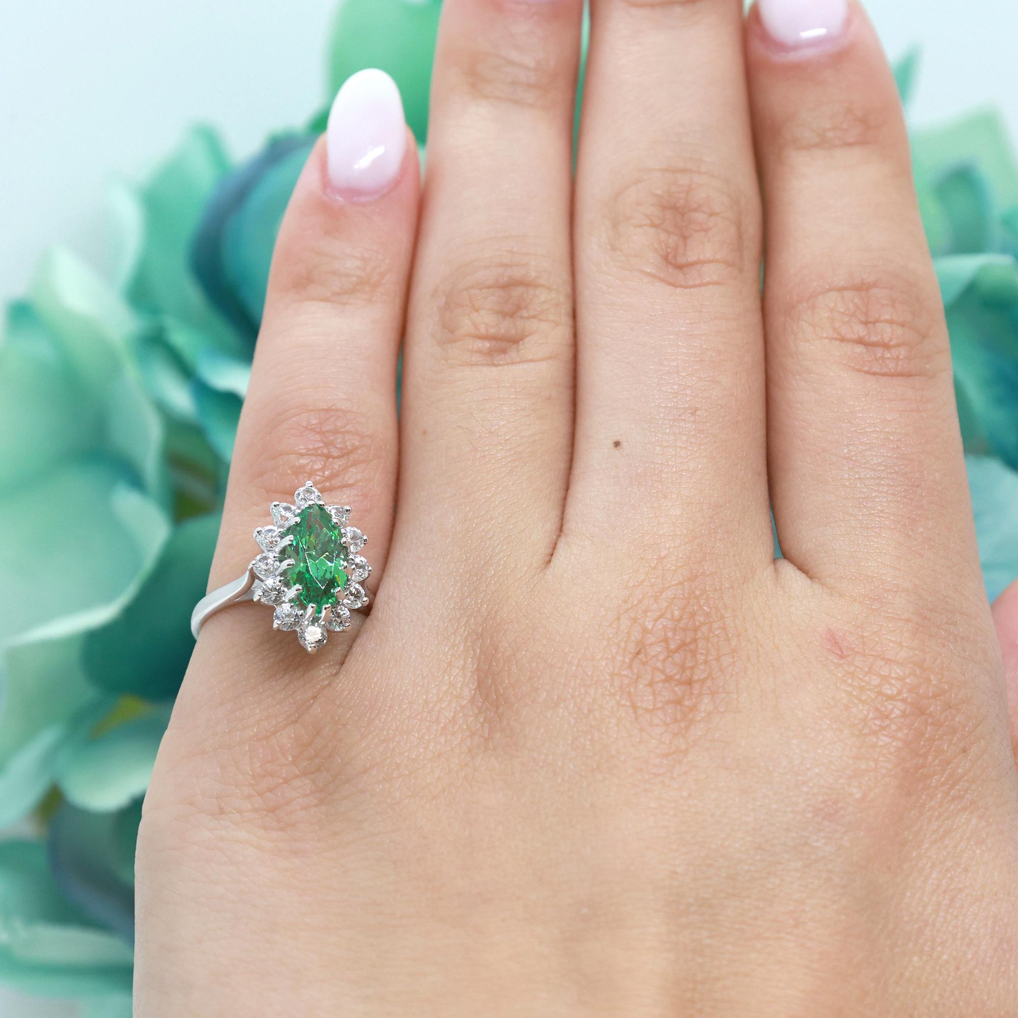 Green Stone Quartz Halo Cocktail Ring 14K White Gold Size 4.75 Ladies Estate
