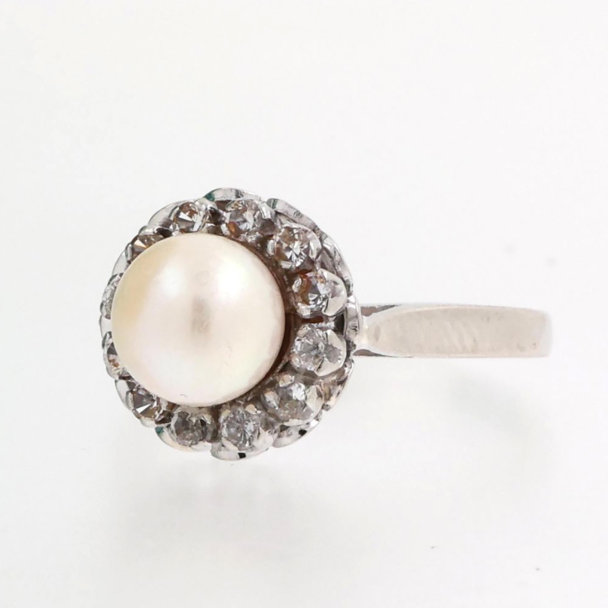 Vintage Akoya Pearl Quartz Halo Ring 14K White Gold Size 5.75 Ladies Estate