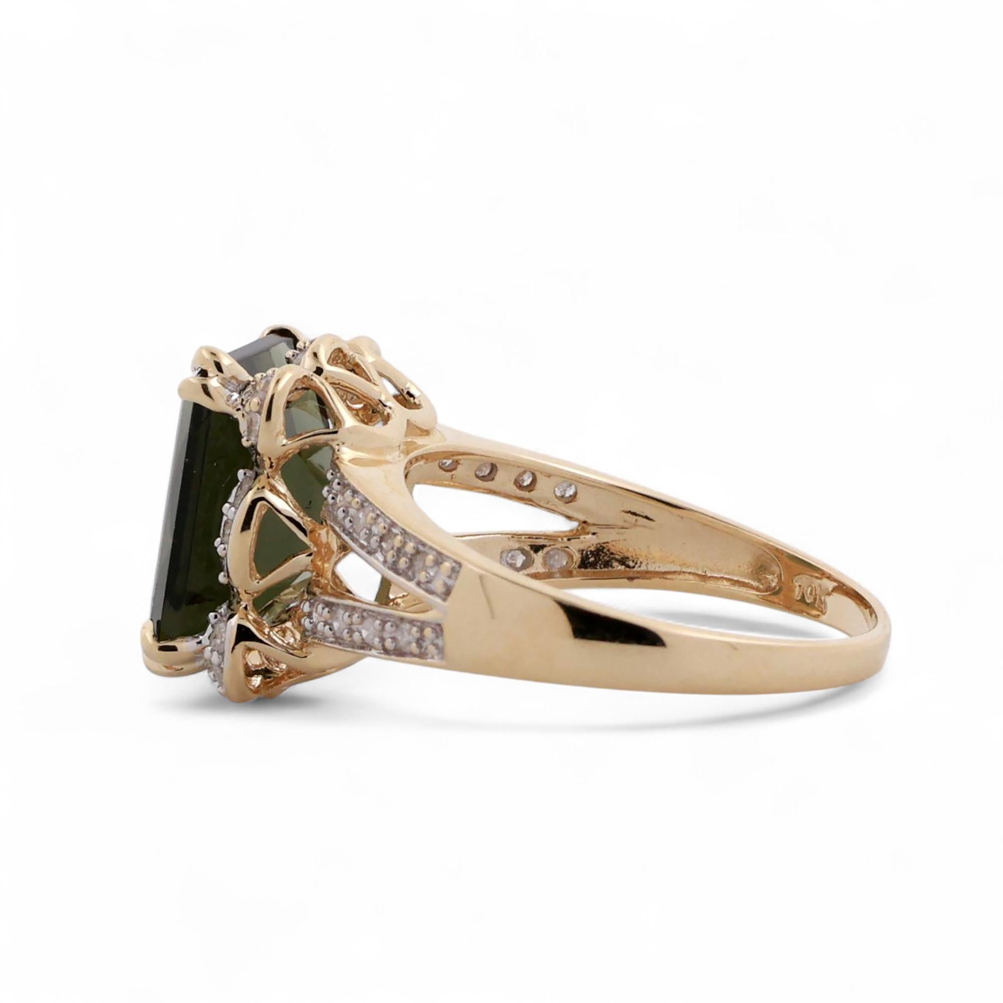 Green Tourmaline Diamond Cocktail Ring 10K Gold  7.60 TW Lab Grown Gem Size 8.25