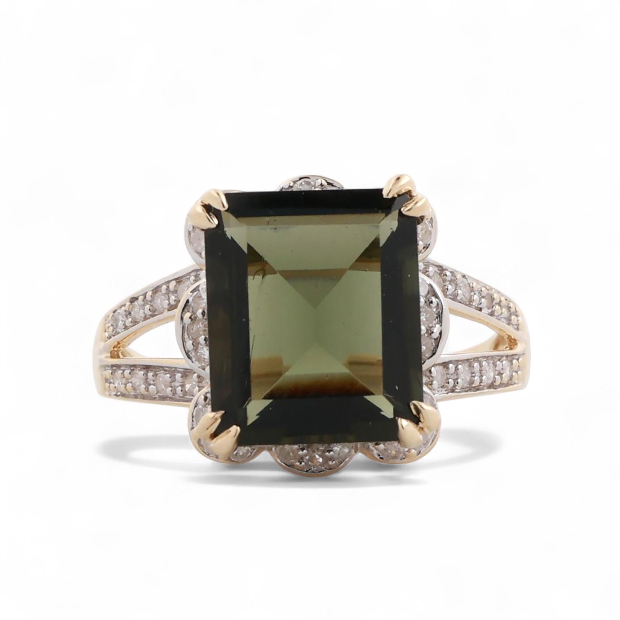 Green Tourmaline Diamond Cocktail Ring 10K Gold  7.60 TW Lab Grown Gem Size 8.25