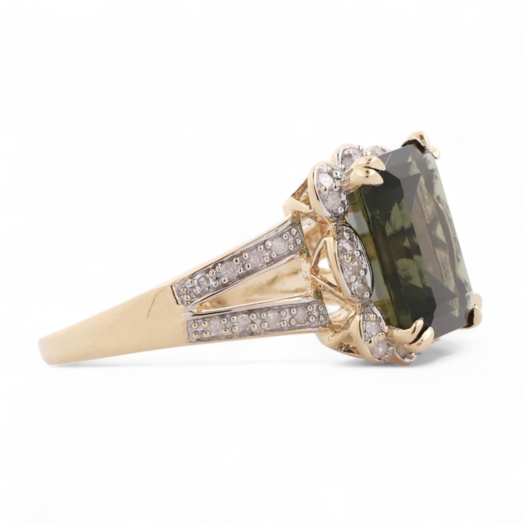 Green Tourmaline Diamond Cocktail Ring 10K Gold  7.60 TW Lab Grown Gem Size 8.25