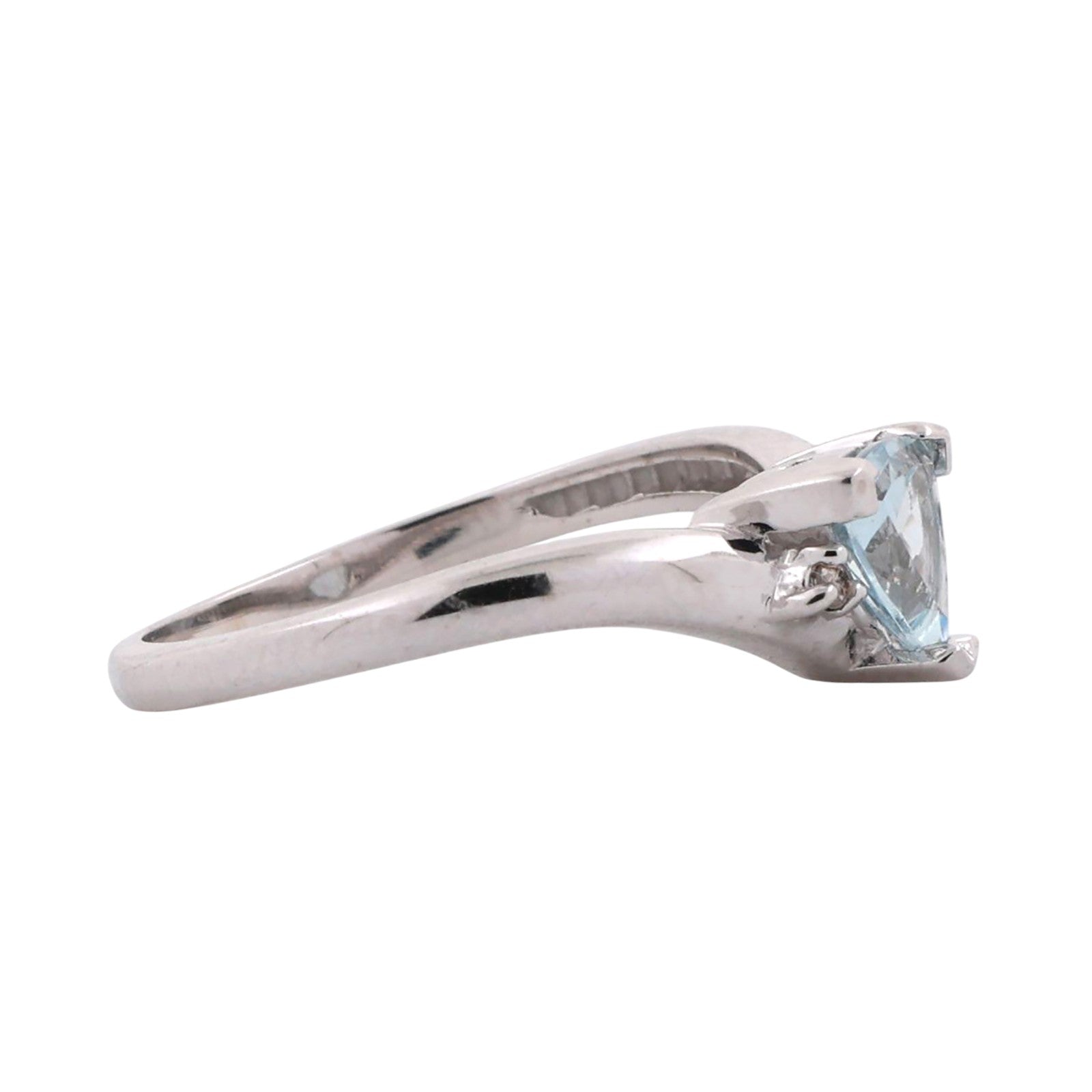 10K White Gold Trillion Aquamarine Diamond Ring 0.61CTW Size 7 Estate