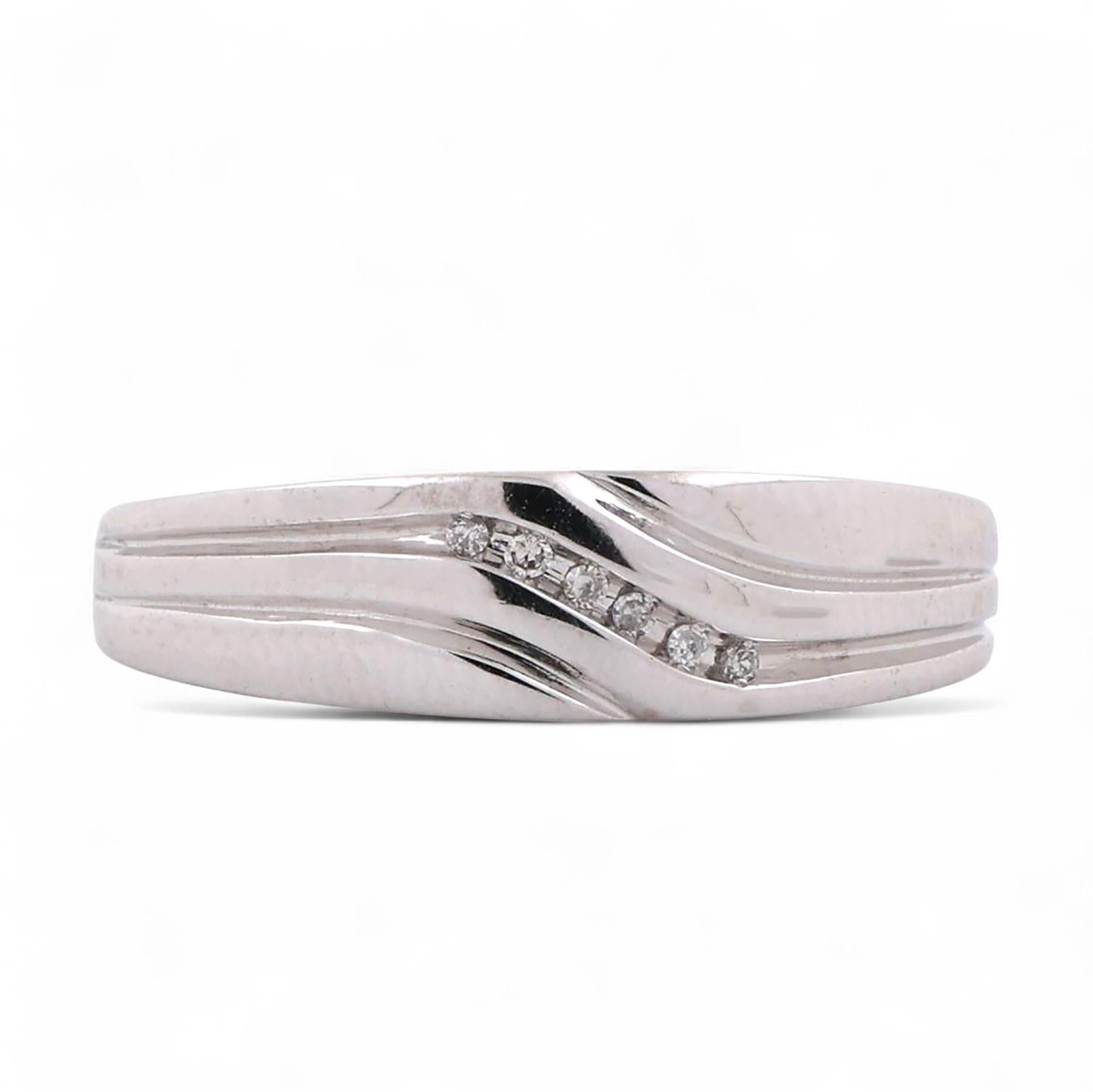 Diamond Swirl Band Ring 10K White Gold 0.04 TW Round Diamonds Size 8.75 Estate
