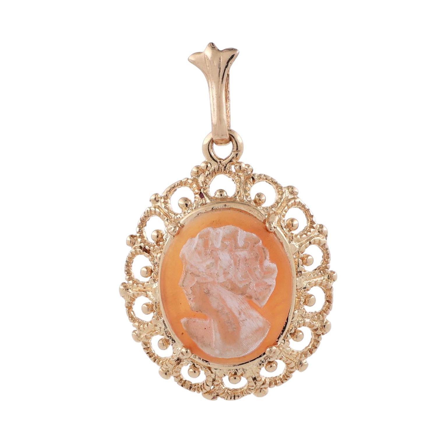 Cameo Pendant 14K Yellow Gold Filigree Frame Ladies Vintage Estate 1.05"