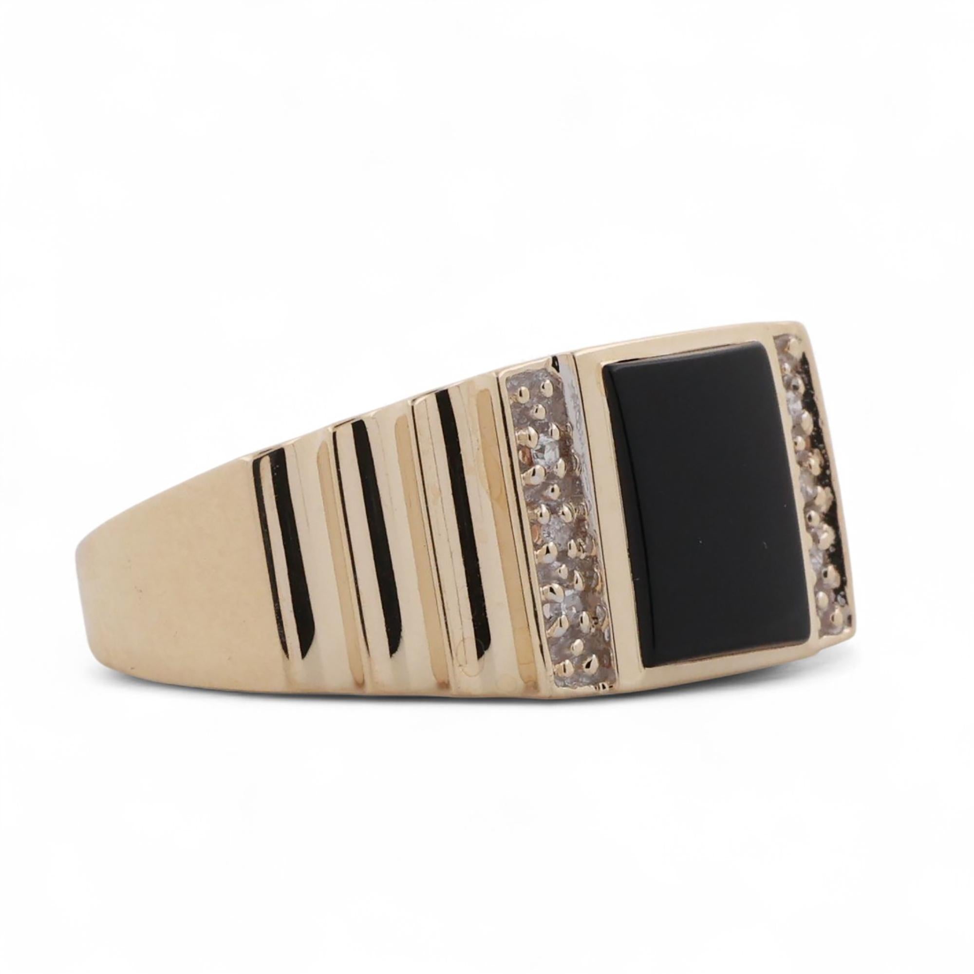 Men's Onyx Diamond Ring 10K Yellow Gold Size 10 Estate