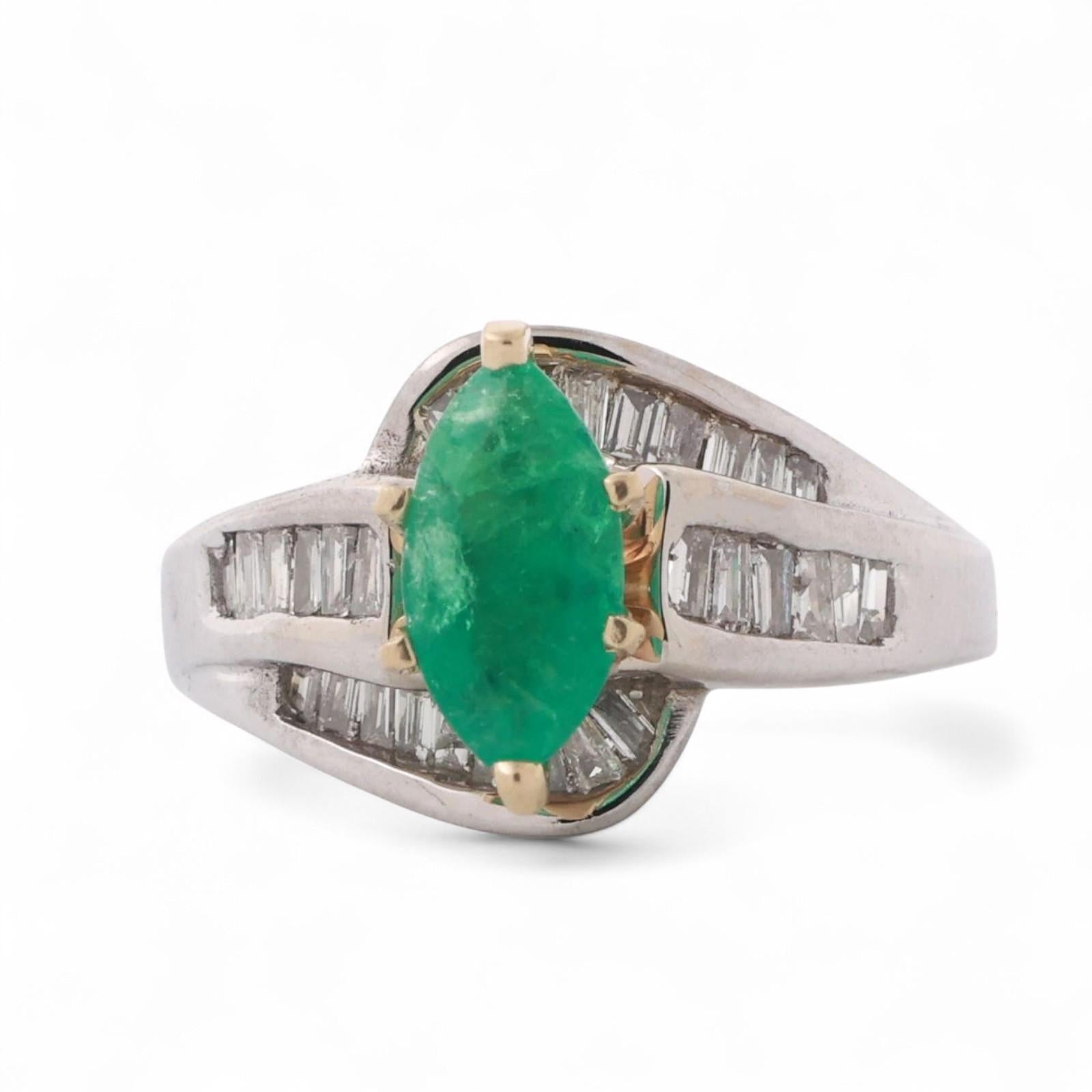 Solitaire Emerald Diamond Accent Cocktail Ring 14K Gold 1.45 CTW Size 6.5 Ladies