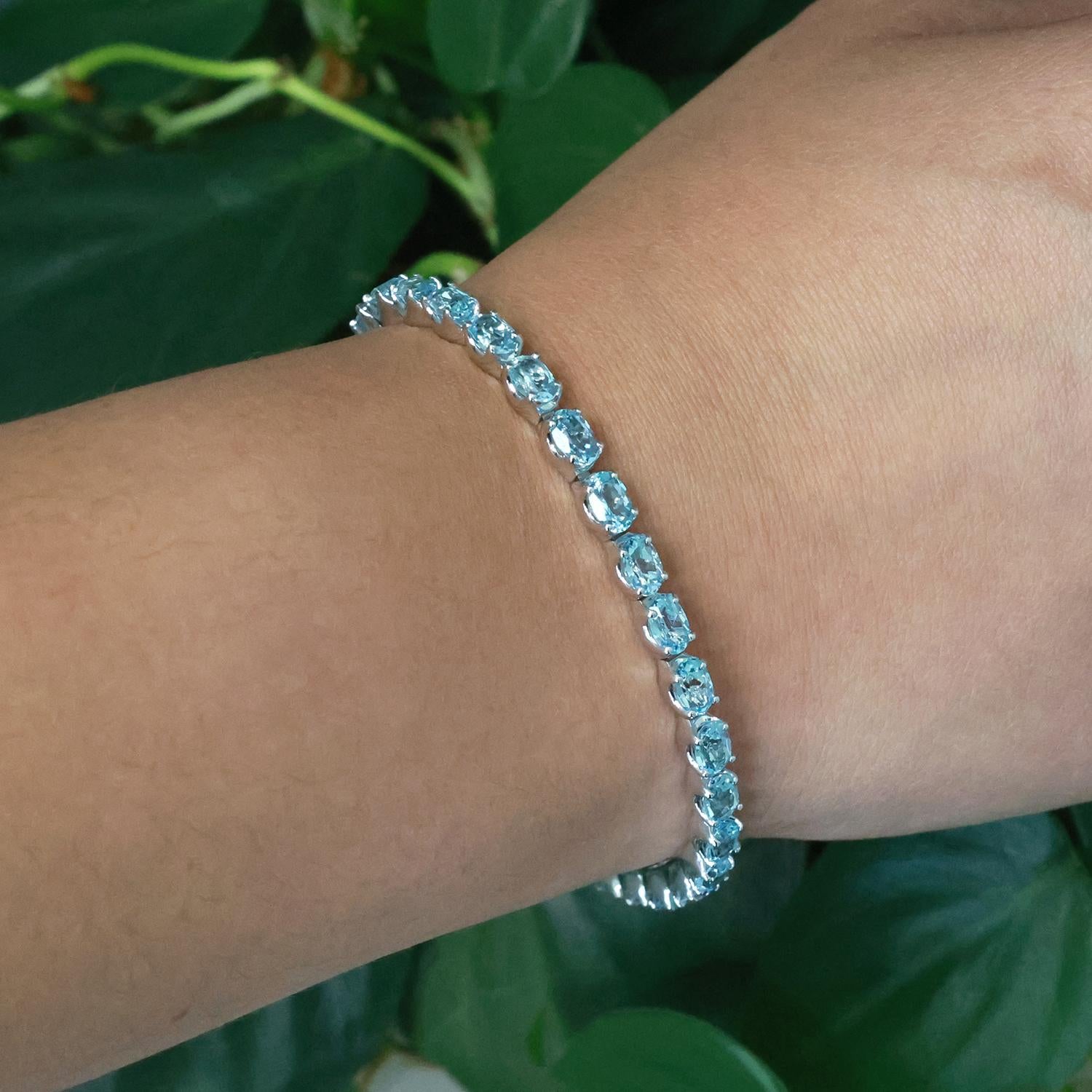 16.24 CTW Blue Topaz Tennis Bracelet 18K White Gold 7.5" Ladies Estate