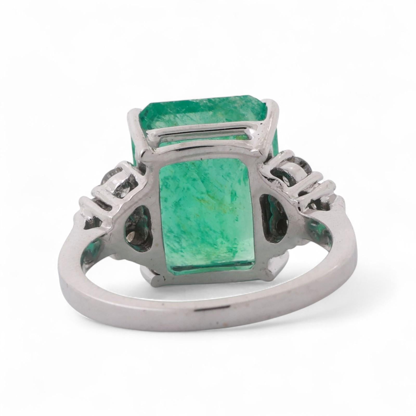 Solitaire Emerald Diamond Accent Cocktail Ring 14K White Gold 8.04 CTW Size 6.5