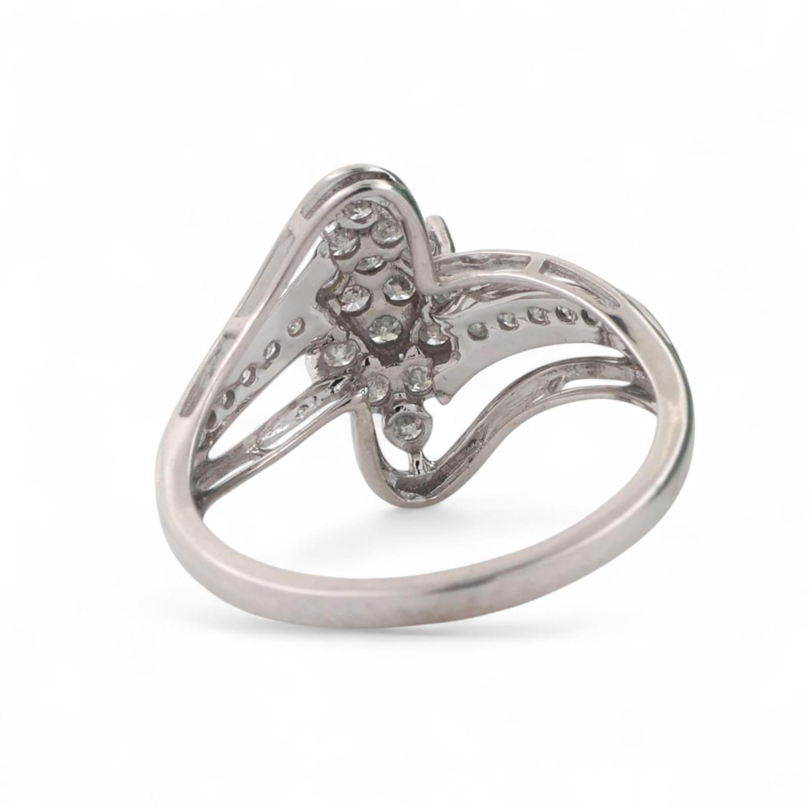 0.60 TW Diamond Floral Cocktail Ring 10K White Gold Swirl Size 8 Estate