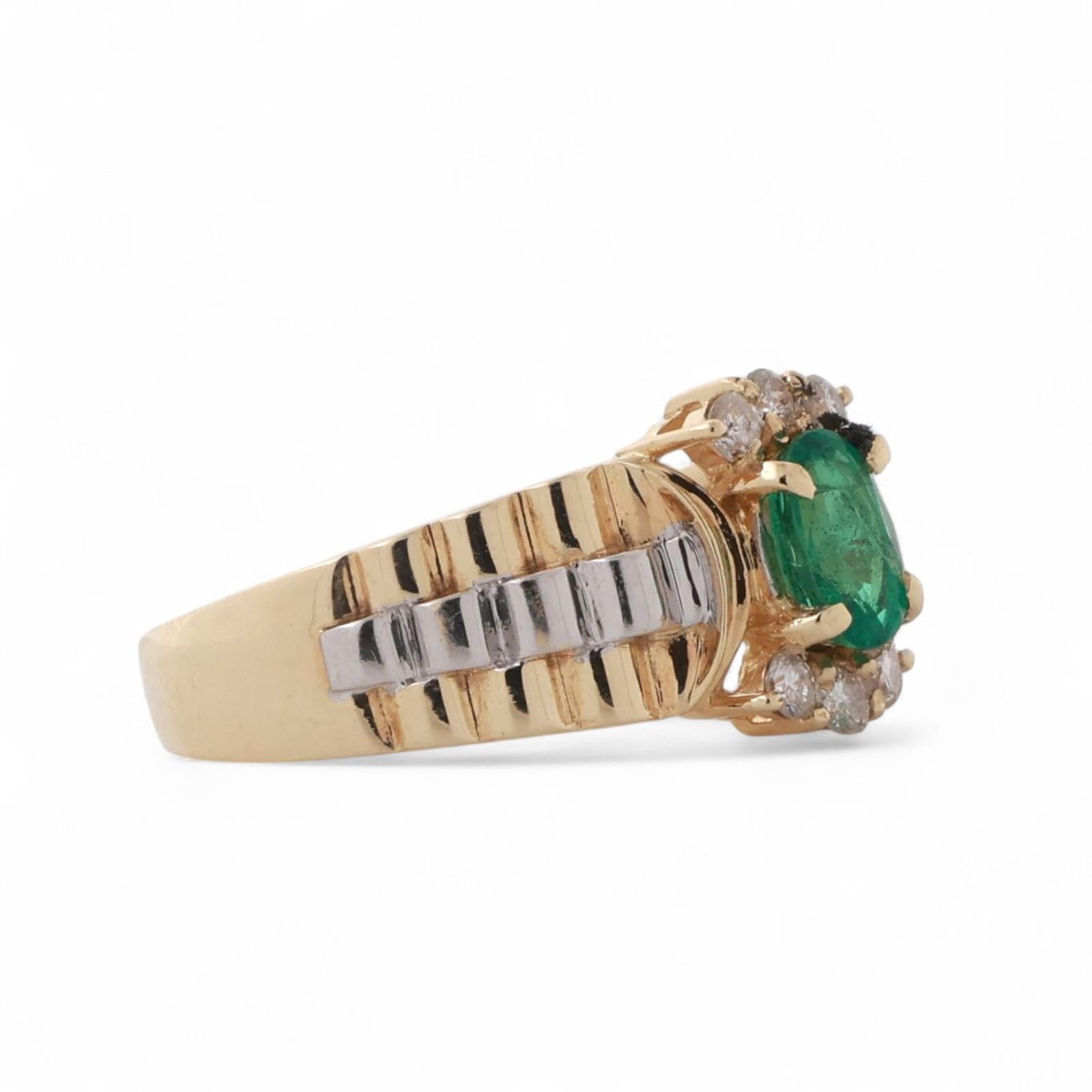 Solitaire Green Emerald Diamond Accent Cocktail Ring 14K Gold 0.55 CTW Size 5.75