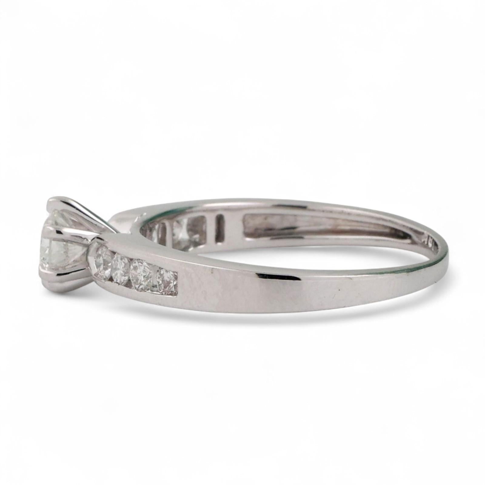 Round Solitaire Accent Diamond Engagement Ring 0.63 TW 18K White Gold Size 7