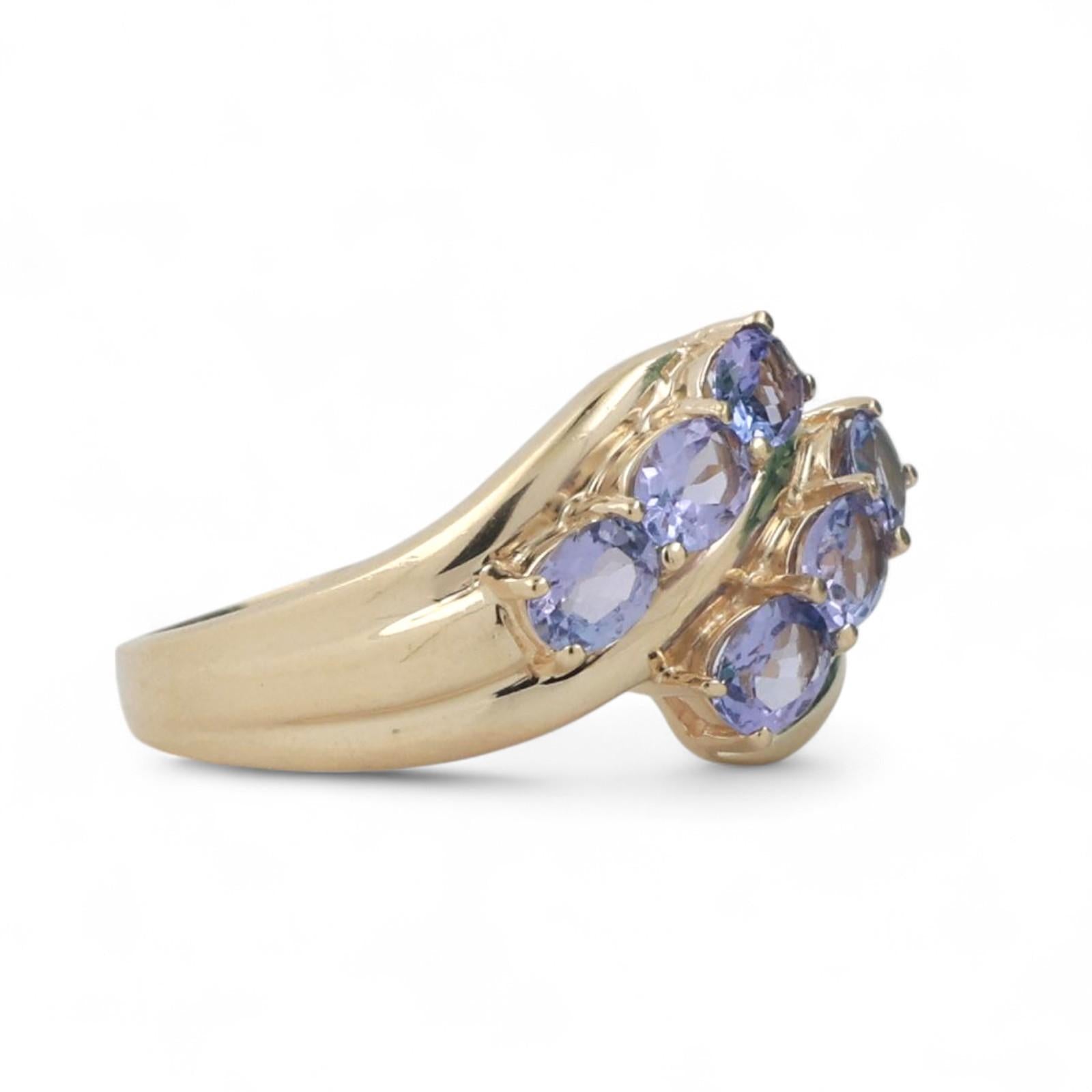 Oval Tanzanite Bypass Ring 10K Yellow Gold 1.08 CTW Size 6 Ladies Estate