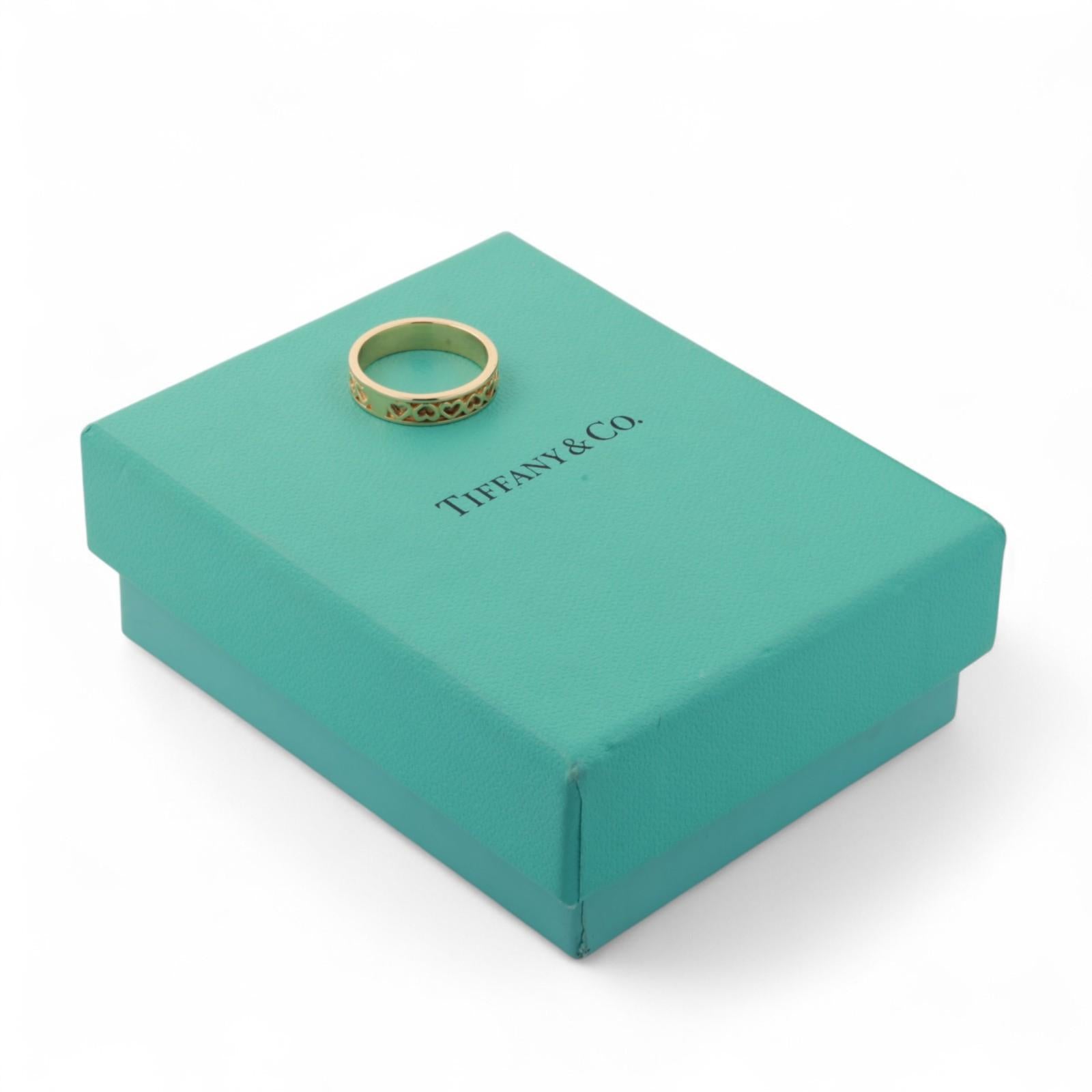 Tiffany and Co. Cutout Heart Band Ring 18K Yellow Gold Size 7 Estate