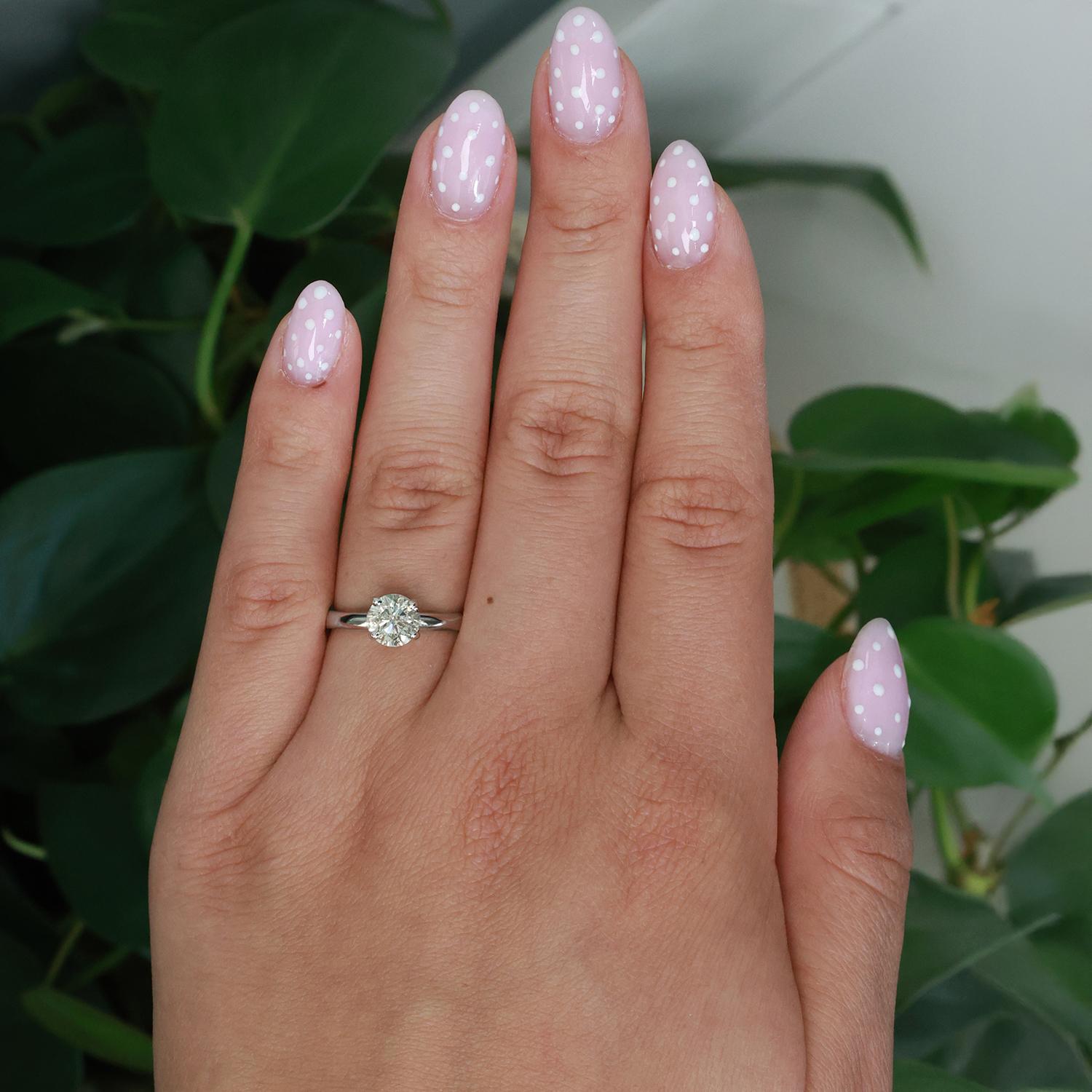 1.07 TW Solitaire Diamond Engagement Ring With Accents 18K White Gold Size 6.5