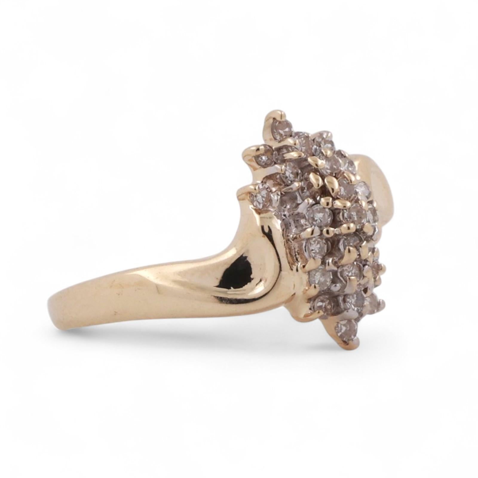 Cluster Diamond Cascade Ring 14K Gold 0.25 TW Size 7 Ladies Estate