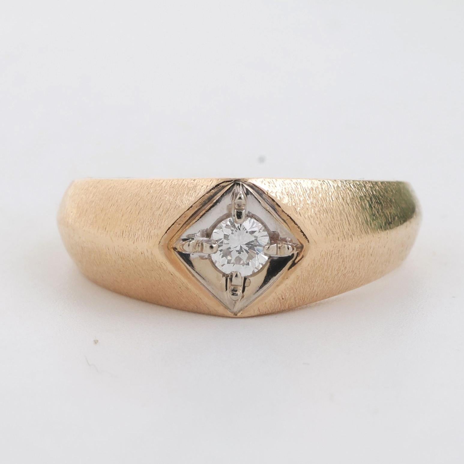 Mens Solitaire Diamond Signet Ring Brushed Yellow Gold 0.25 CT Size 12 Estate