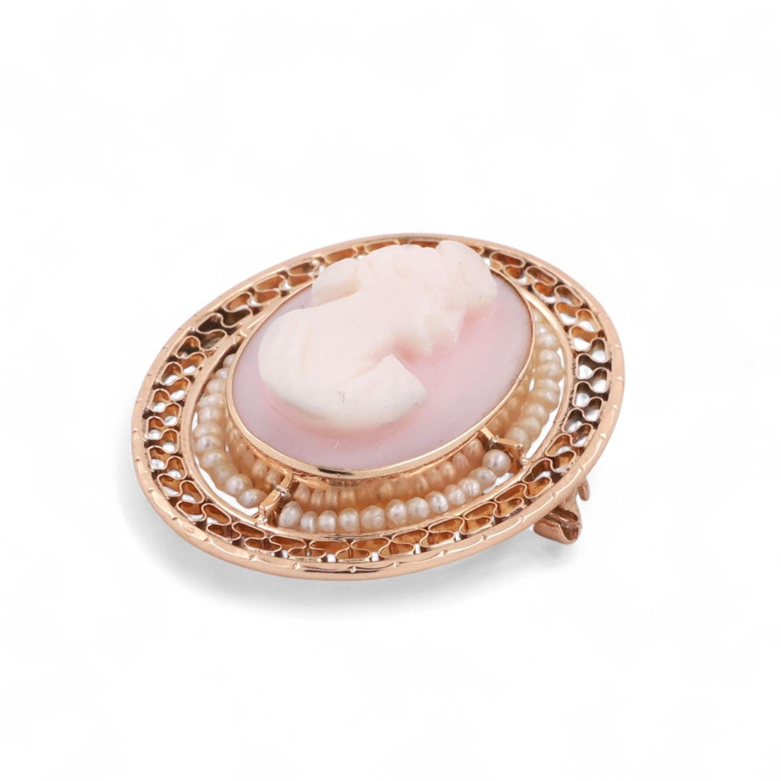 Vintage Cameo Pearl Brooch Pin 10K Yellow Gold Filigree Frame 1.05" Ladies