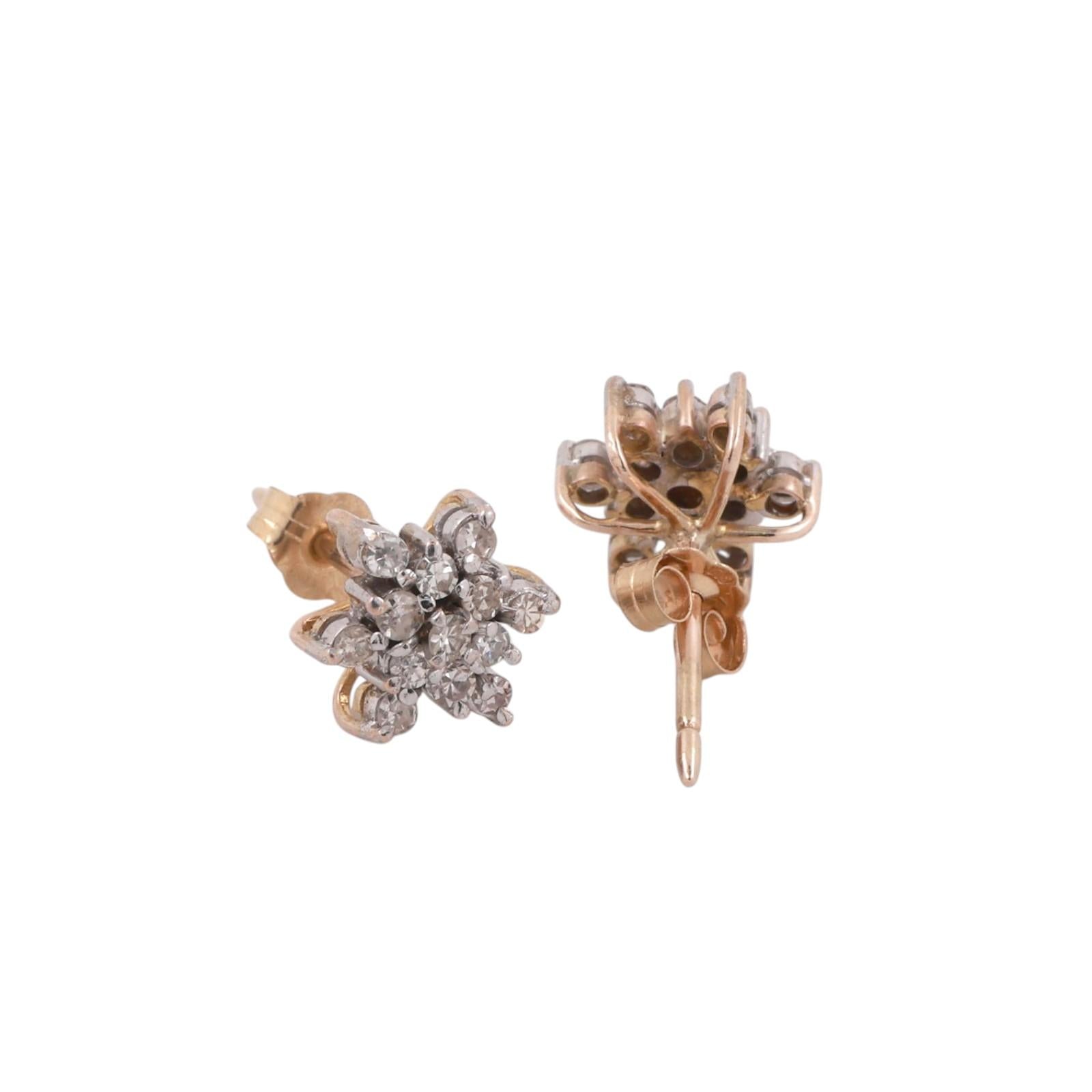 Cluster Diamond Floral Stud Earrings 10K Gold 0.55 TW 9.5 mm Ladies