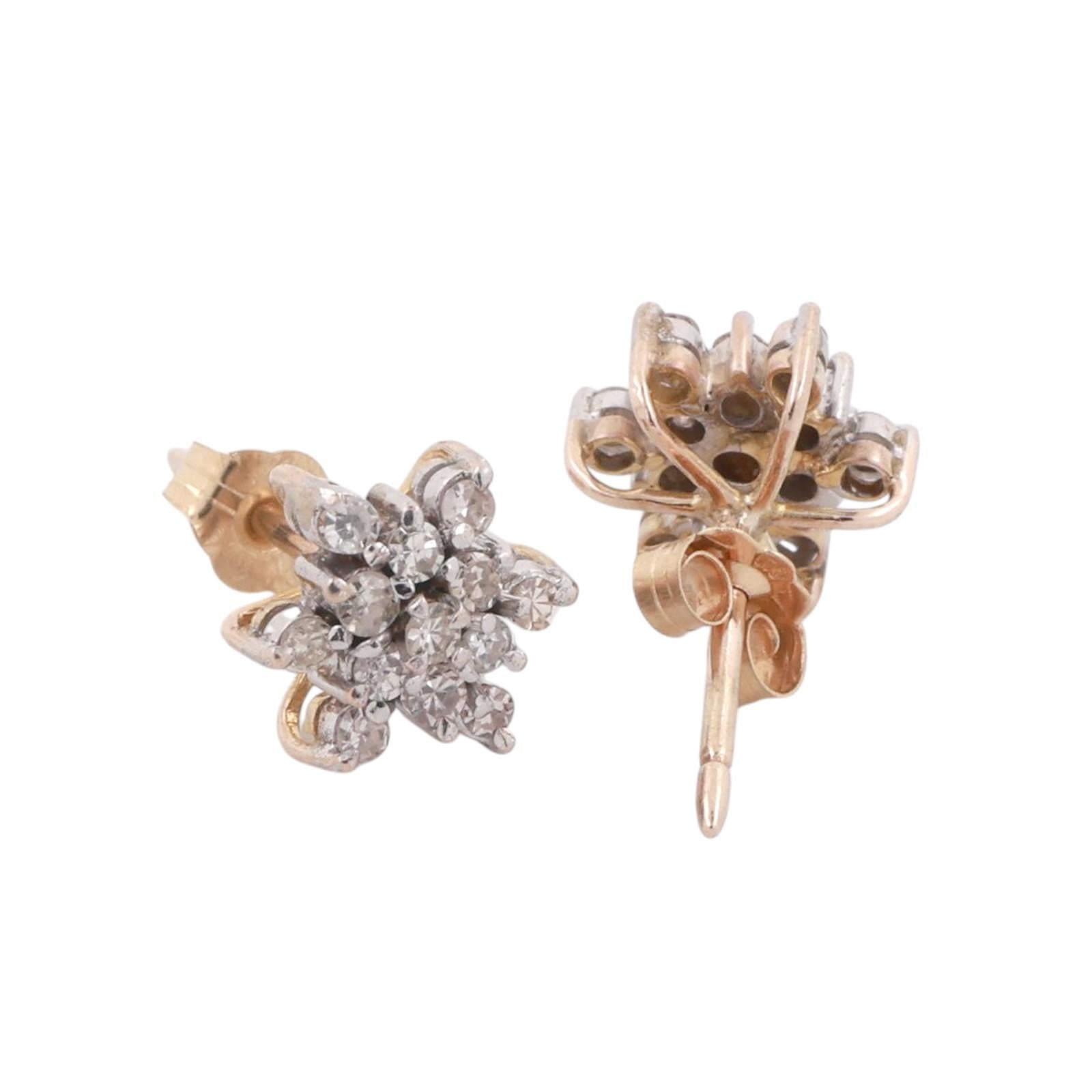 Cluster Diamond Floral Stud Earrings 10K Gold 0.55 TW 9.5 mm Ladies