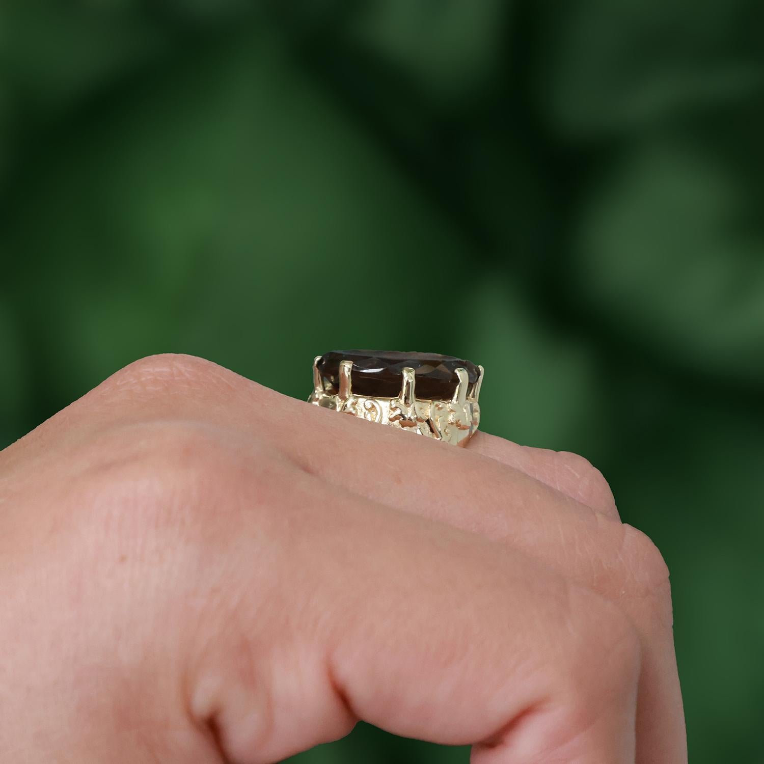 Vintage Carved Smoky Quartz Cameo Ring 14K Yellow Gold 12.10 CT Size 6.25 Estate