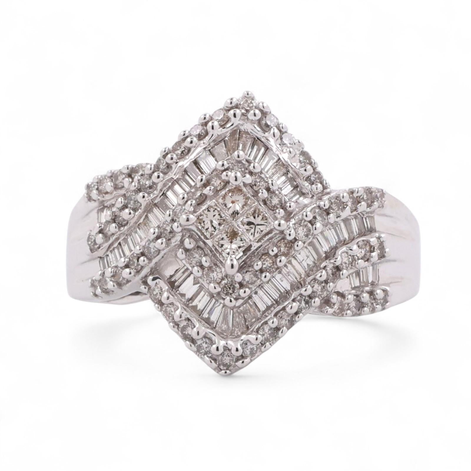 2.10 TW Cluster Diamond Statement Ring 14K White Gold Size 10.25 Ladies Estate