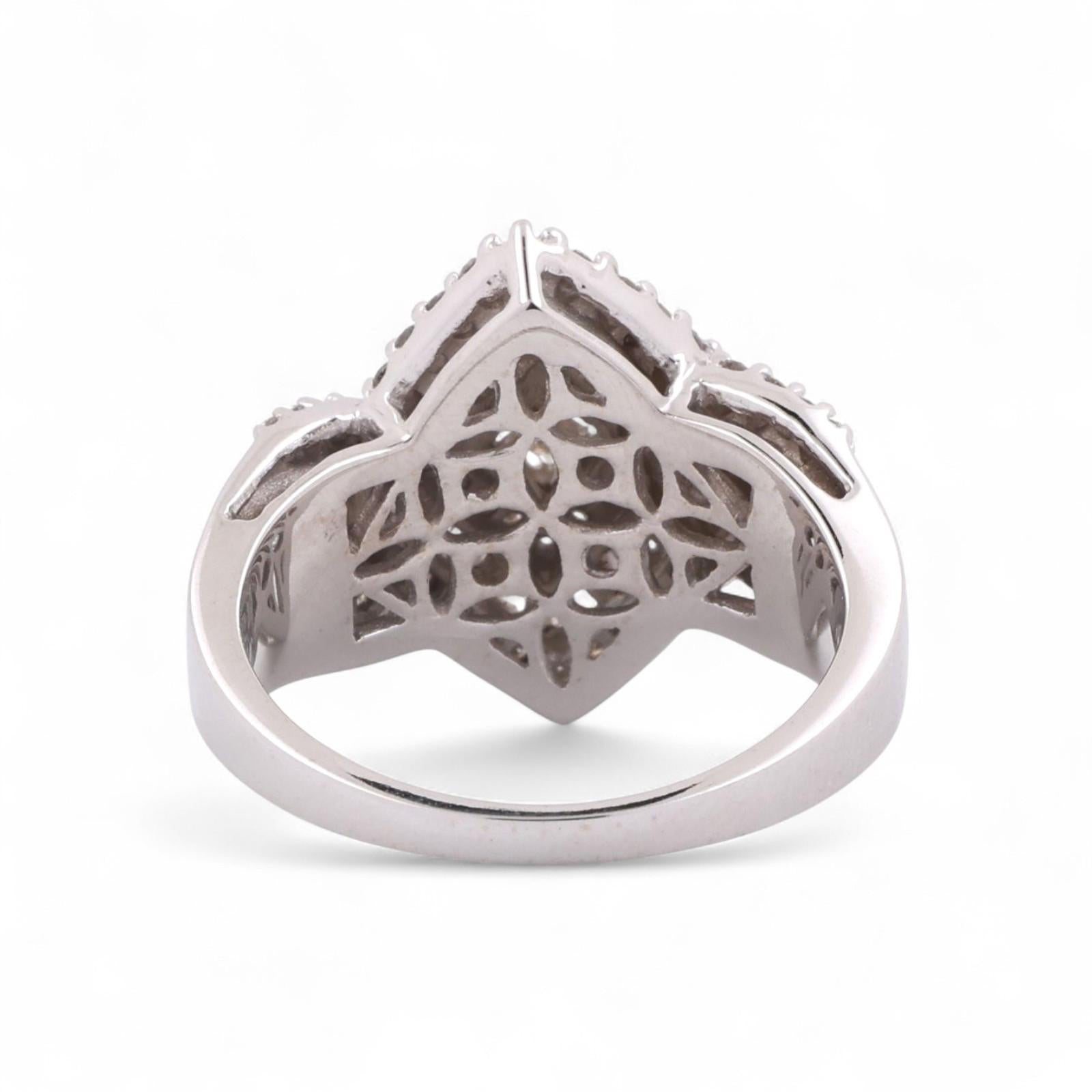 2.10 TW Cluster Diamond Statement Ring 14K White Gold Size 10.25 Ladies Estate
