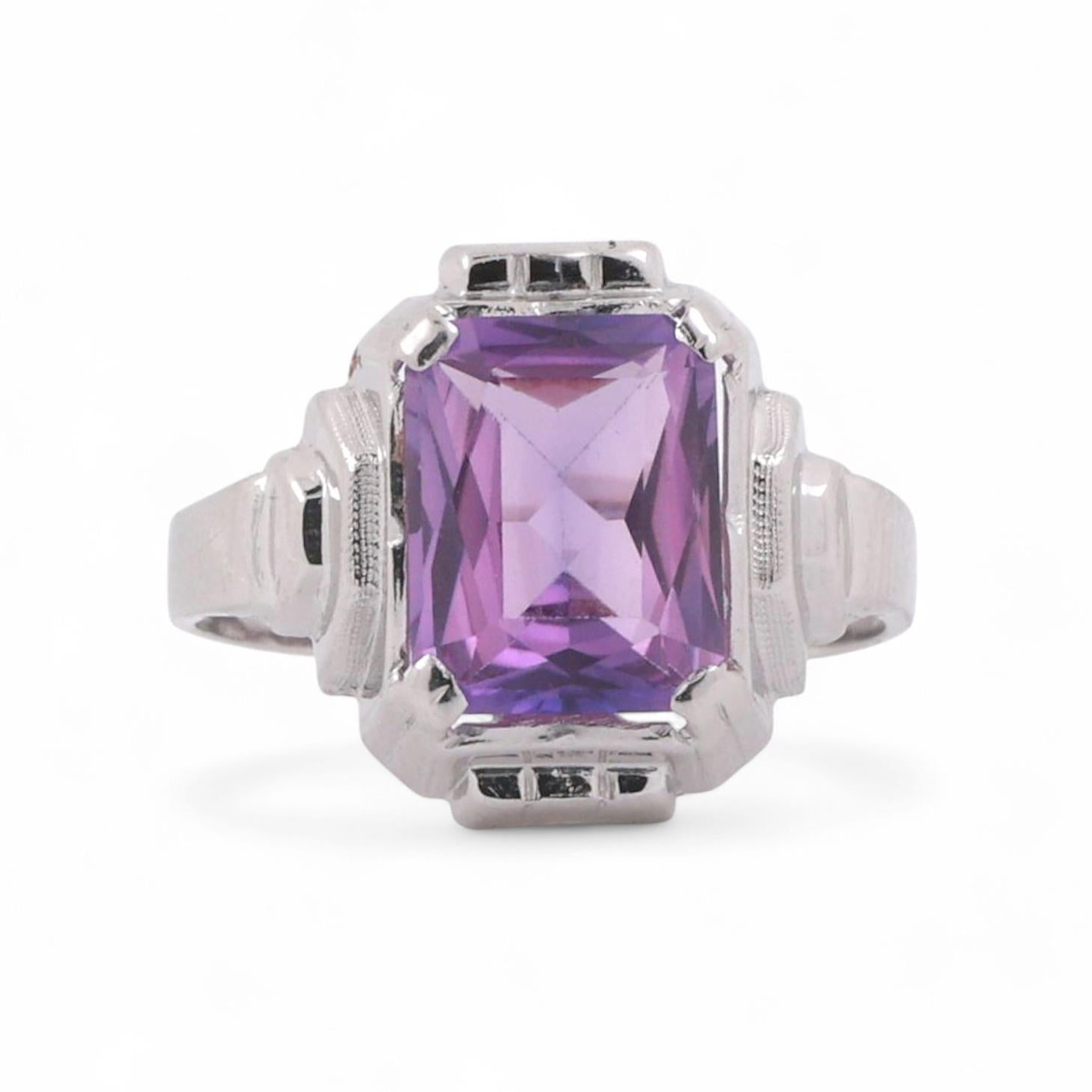 Vintage Alexandrite Gemstone Solitaire Ring 10K White Gold 2.35 CT Size 6 Estate