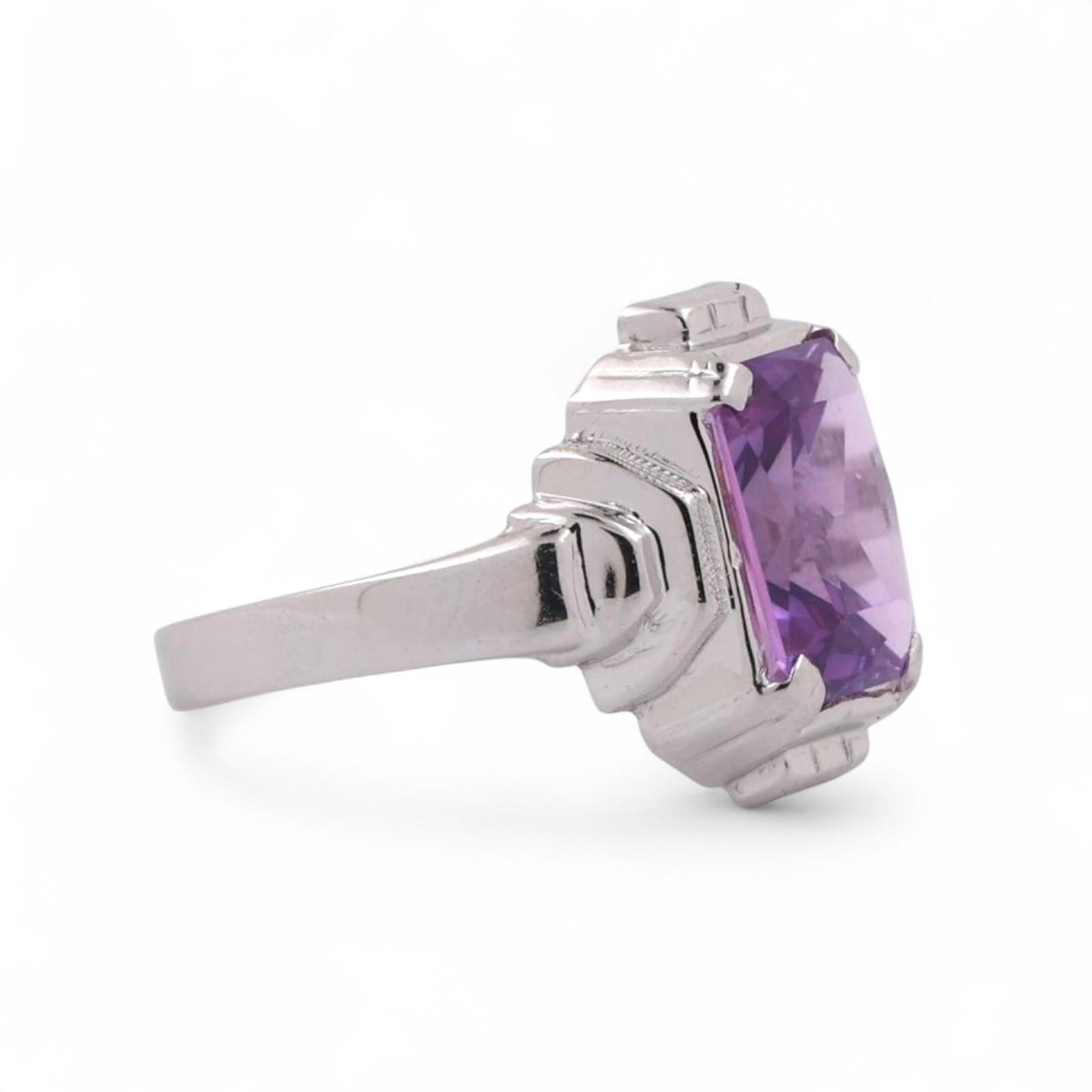 Vintage Alexandrite Gemstone Solitaire Ring 10K White Gold 2.35 CT Size 6 Estate