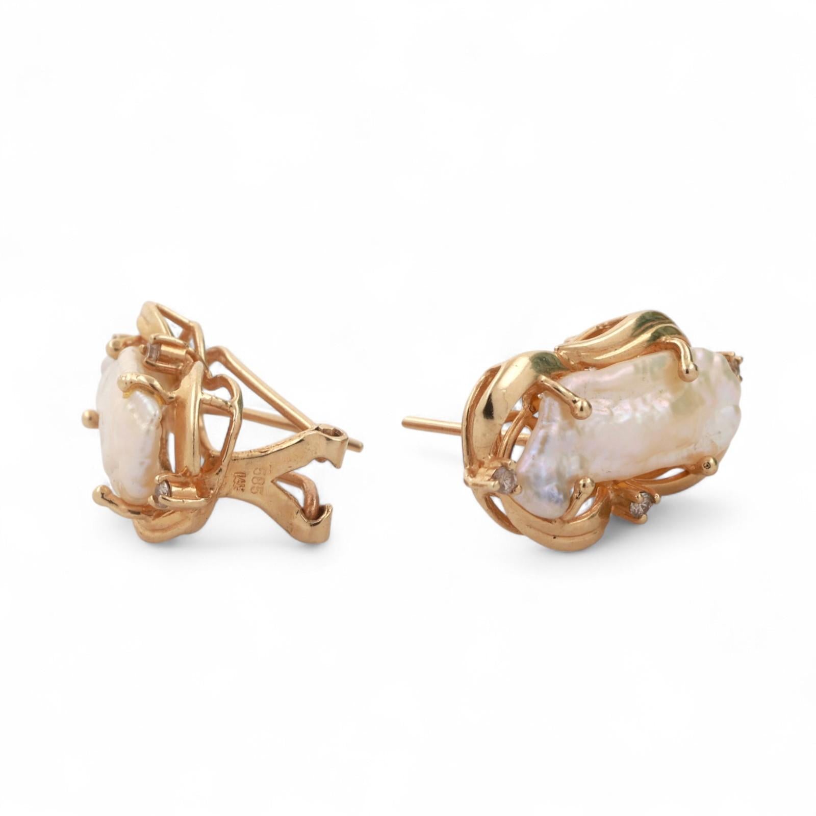 Vintage Freshwater Pearl Diamond Earrings 14K Yellow Gold 1.29" Omega Backs