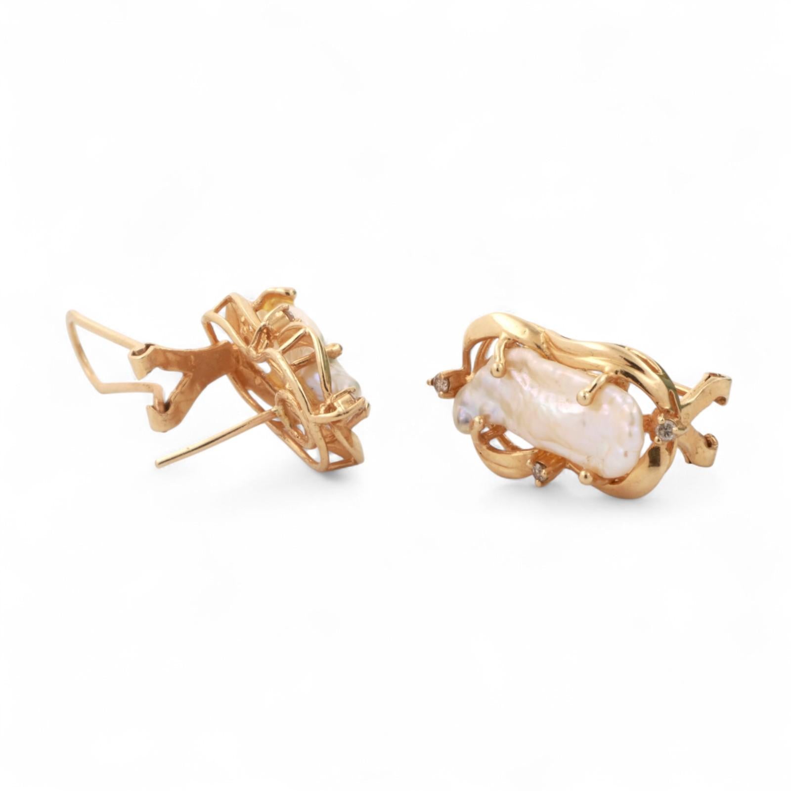Vintage Freshwater Pearl Diamond Earrings 14K Yellow Gold 1.29" Omega Backs