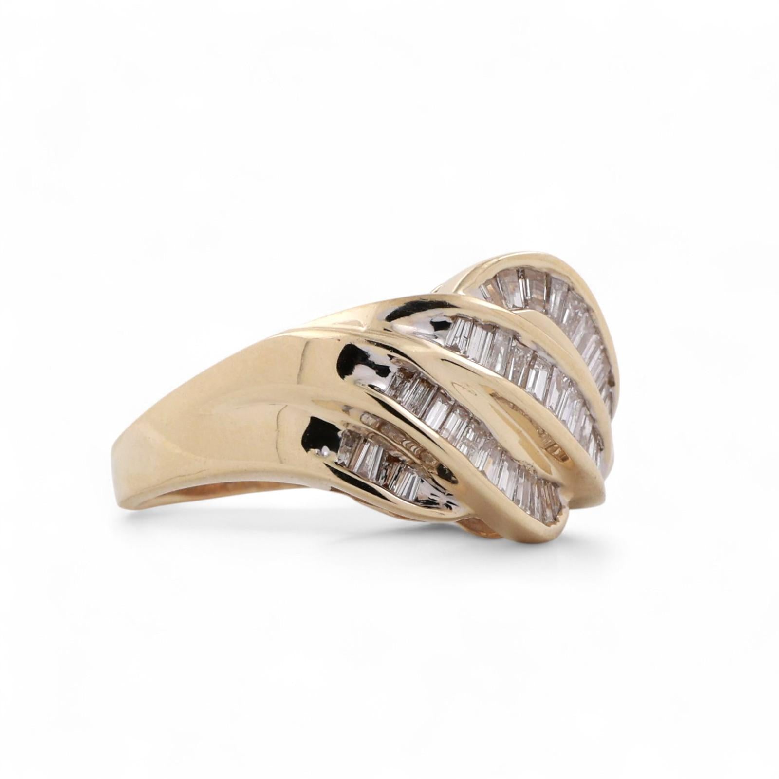 0.70 TW Baguette Diamond Swirl Ring 14K Gold Size 8 Ladies Estate