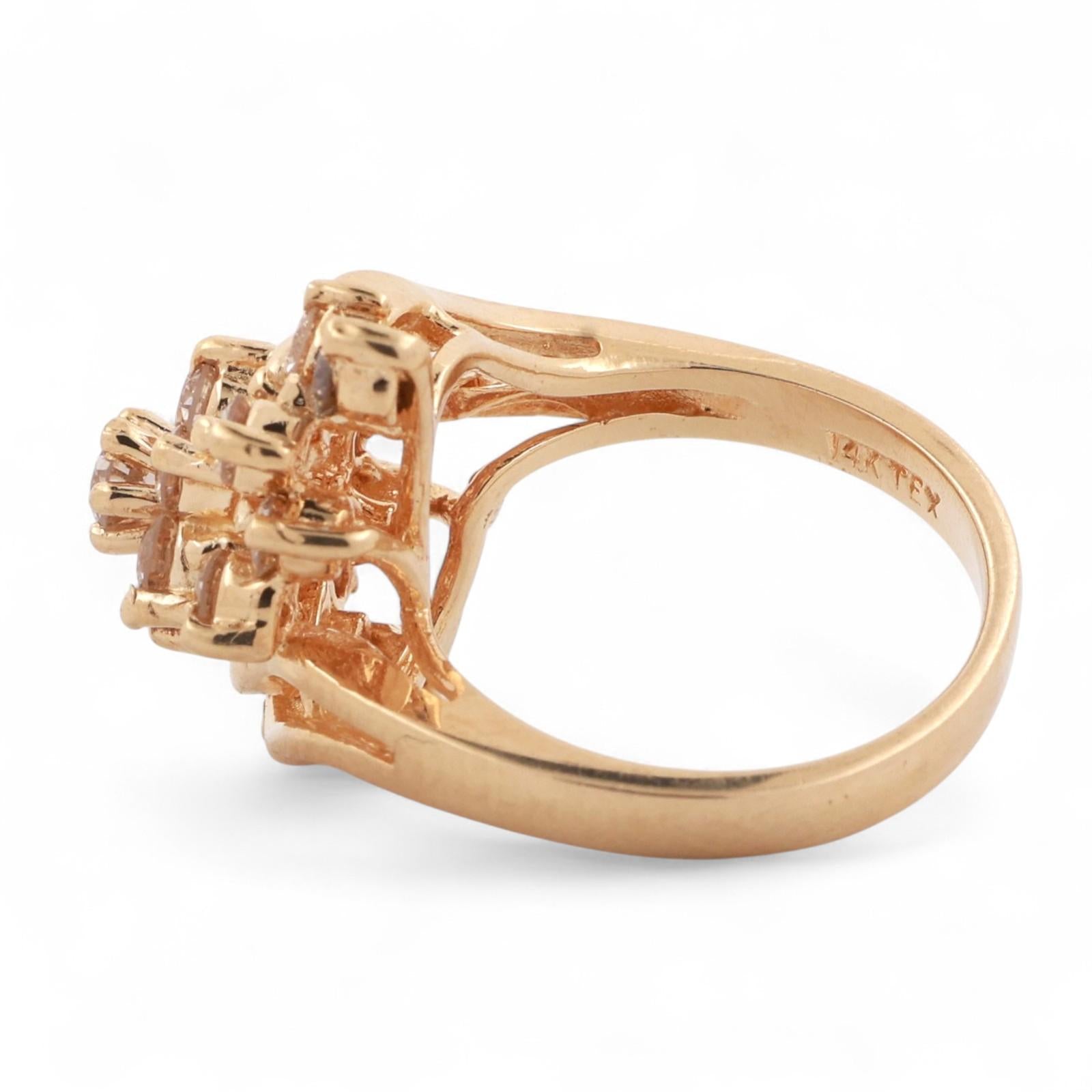 Cluster Diamond Floral Cocktail Ring 14K Yellow Gold 1.50 TW Size 5.25 Ladies