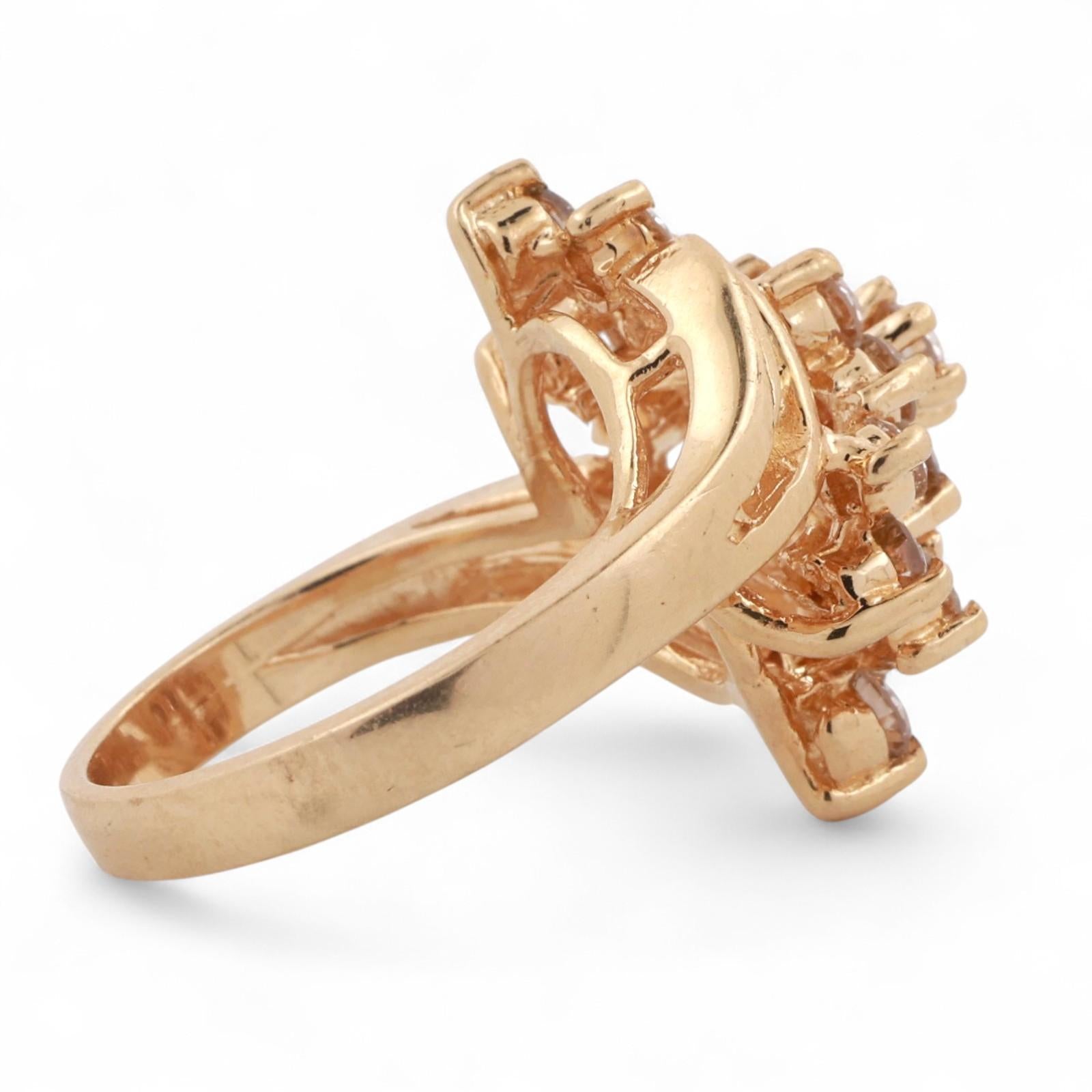 Cluster Diamond Floral Cocktail Ring 14K Yellow Gold 1.50 TW Size 5.25 Ladies